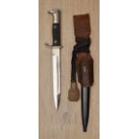 Deutsches Reich 1933 - 1945 - Heer - Edged Weapons : Short Dress Bayonet.Unmarked. Plated hilt shows