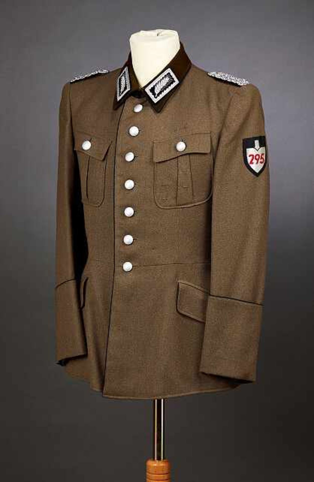 Deutsches Reich 1933 - 1945 - Reichsarbeitsdienst-RAD : RAD Servive Tunic for Oberstfeldmeister.