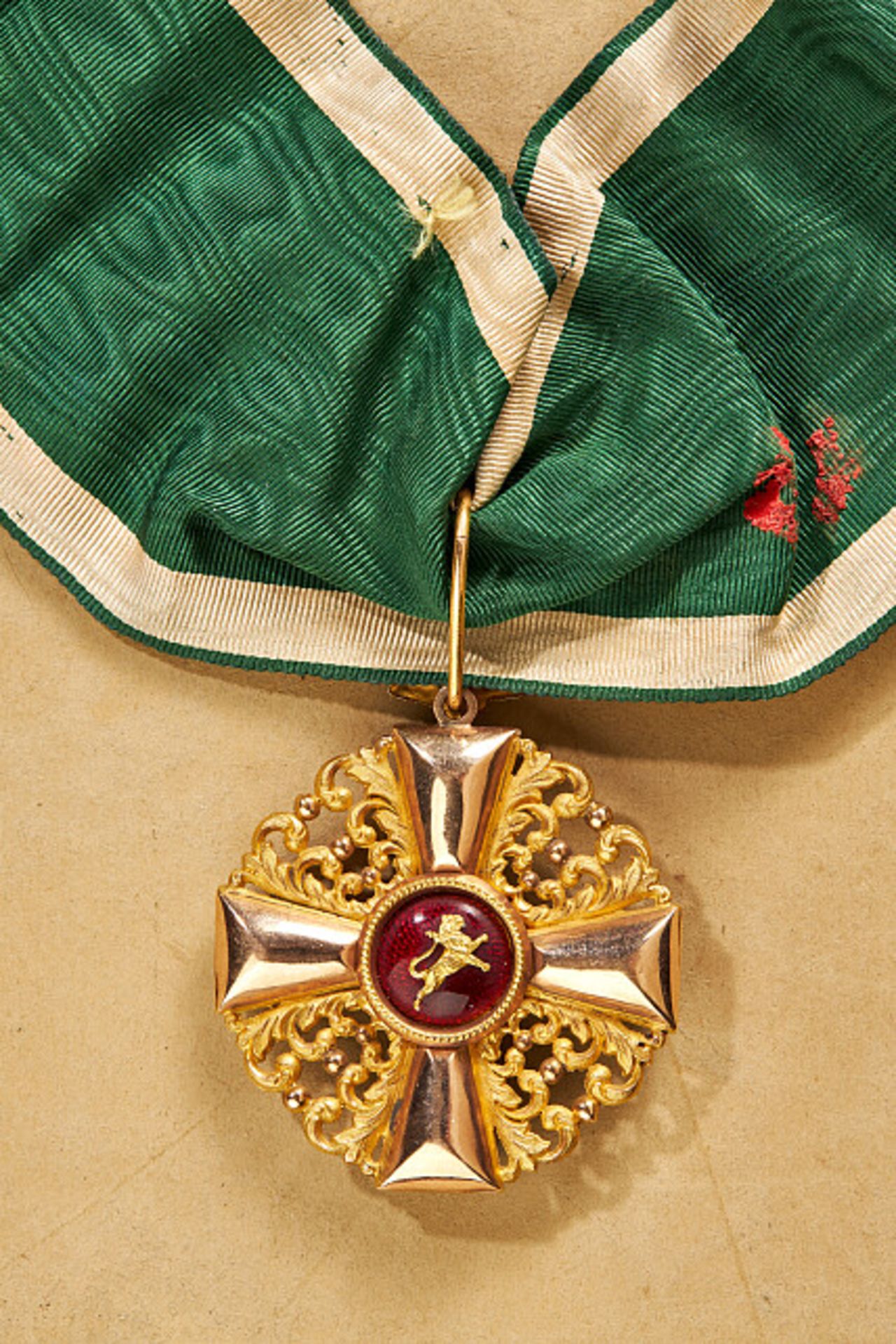 Orden & Ehrenzeichen Deutschland - Baden : Kommandeurkreuz mit Eichenlaub.Das Ordenskreuz Gold und - Bild 2 aus 2