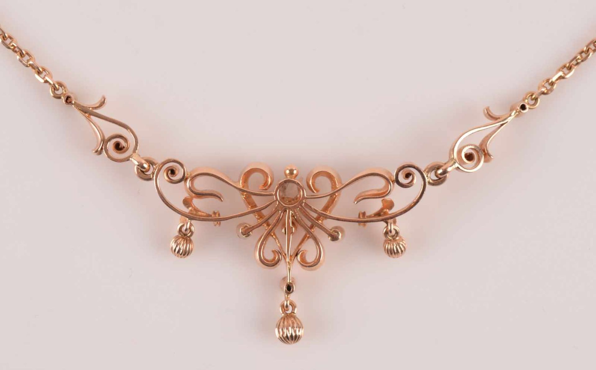 Jugendstil-Collier585/000 RG, mit Opal, Rubin und Diamantrose, Gesamtgewicht ca.11,7 g, L: 40 - Bild 2 aus 3