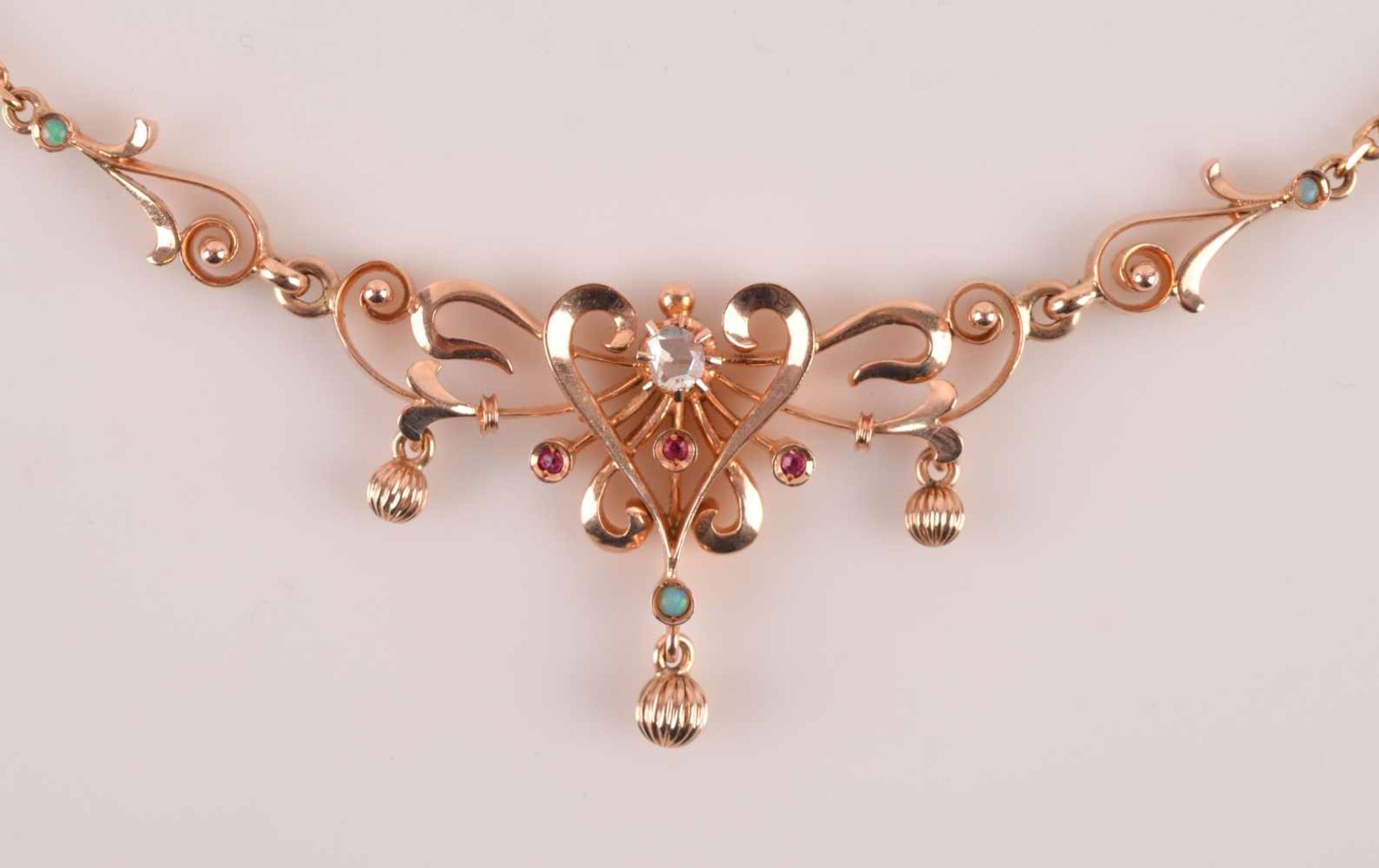 Jugendstil-Collier585/000 RG, mit Opal, Rubin und Diamantrose, Gesamtgewicht ca.11,7 g, L: 40