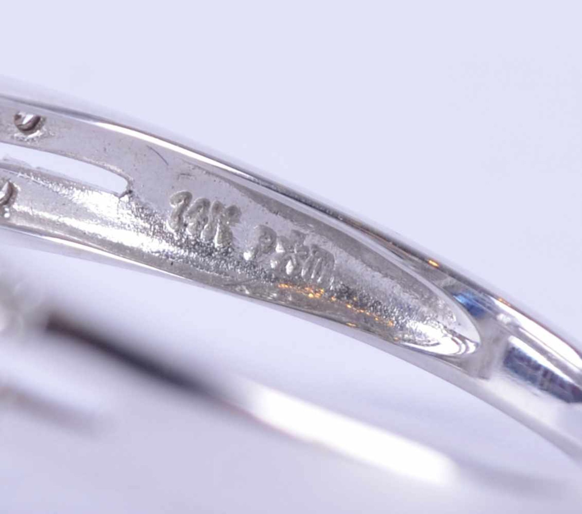 Brillant-Saphirring / Brilliant sapphire ringWG 585/000, Diamanten zusammen 0,20 ct, Saphir 0,50 ct, - Bild 5 aus 5