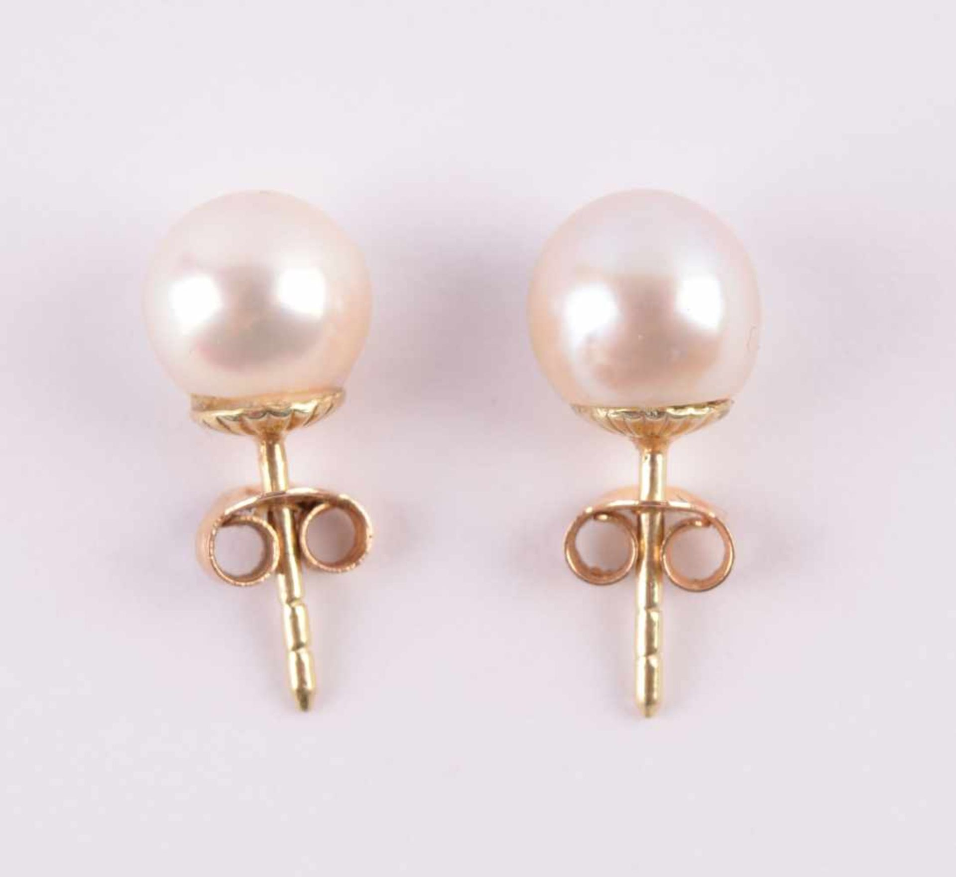 Paar Perlen Ohrstecker585/000 GG, Ø Perlen 7 mm, Gesamtgewicht 2,2 gPair of pearl earrings585/000 - Bild 2 aus 4