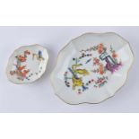 2 Anbietschalen Meissen1 Schale (19 cm x 15 cm), Dekor alter reicher gelber Löwe, 1 Schale (8 cm x