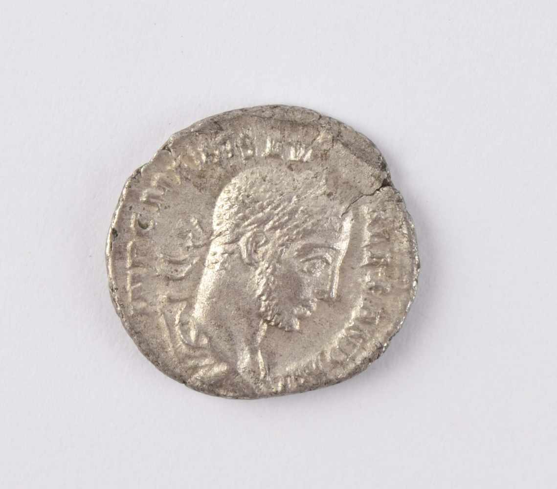 Severus Alexander 222-235Denar, geprägt in Rom, revers ANNONA, 2,64 gSeverus Alexander 222-