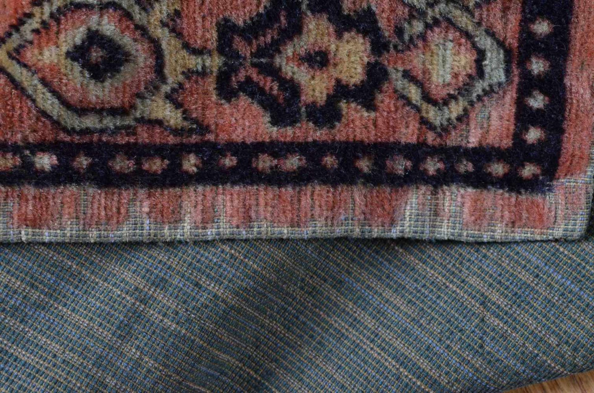 alter orientalischer Teppich / Wandteppichhandgewebt, 2,80 m x 1,40 mold oriental carpet / - Bild 3 aus 3