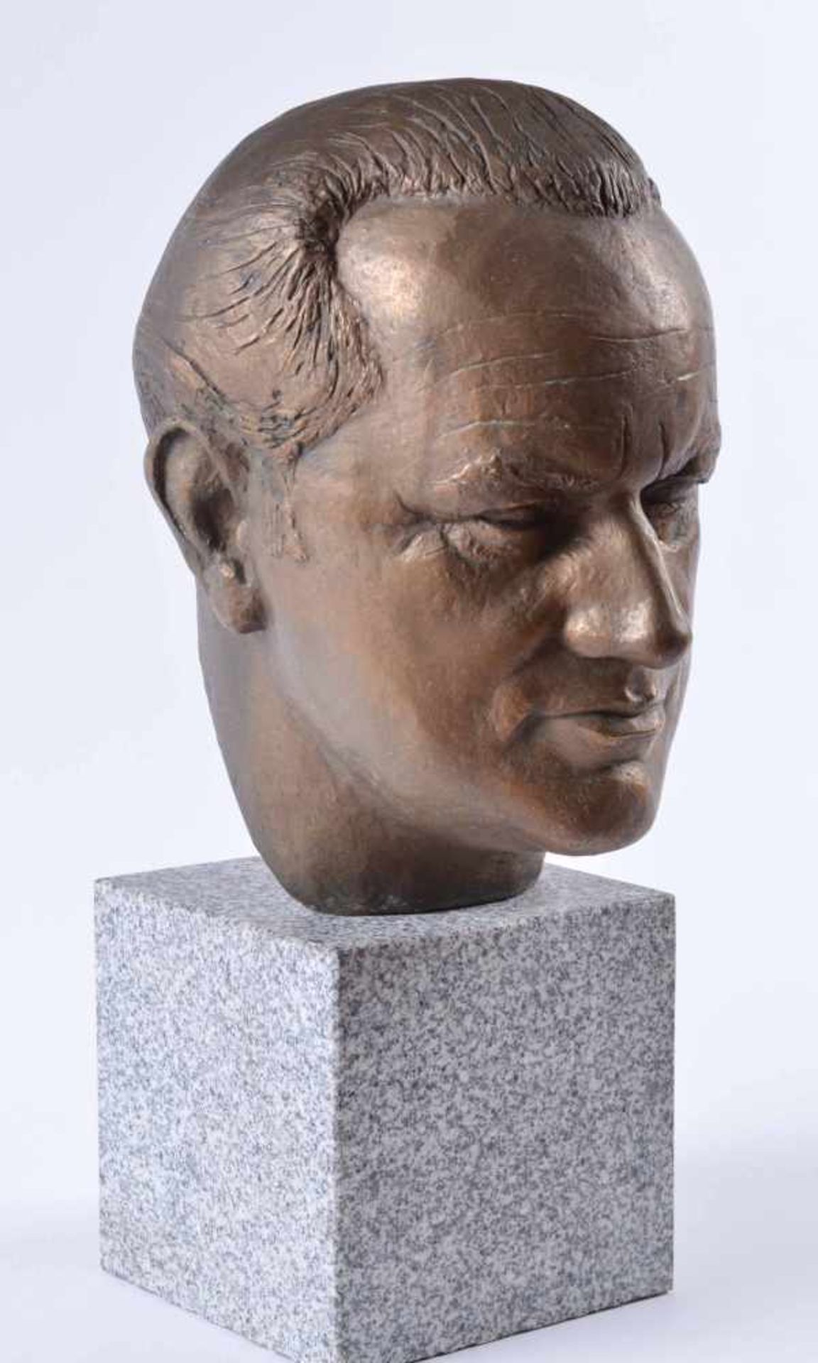 Heinrich KIRCHNER (1902-1984)"Portraitkopf Kurt-Georg Kiesinger"Skulptur - Volumen Bronze, auf - Bild 2 aus 5