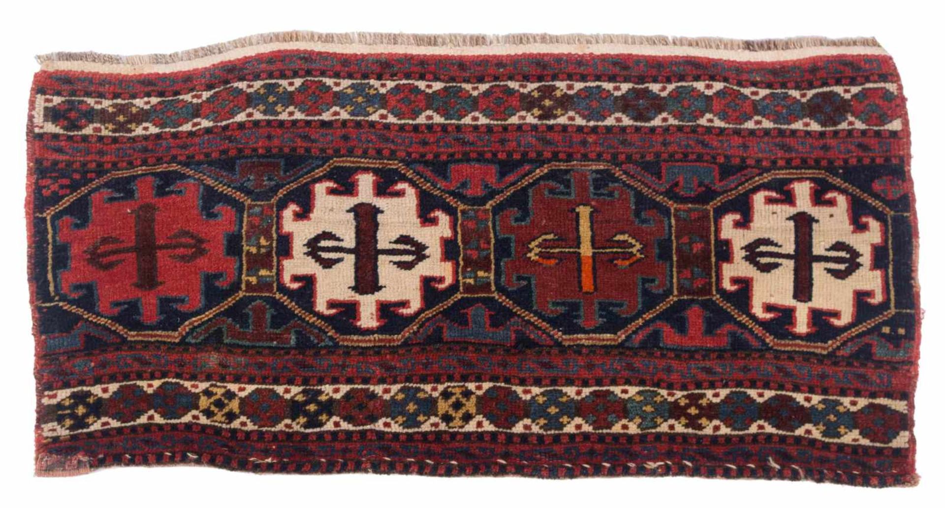 altes Orientalisches Teppichfragmenthandgeknüpft, Maße: 91 cm x 44 cm,small old oriental