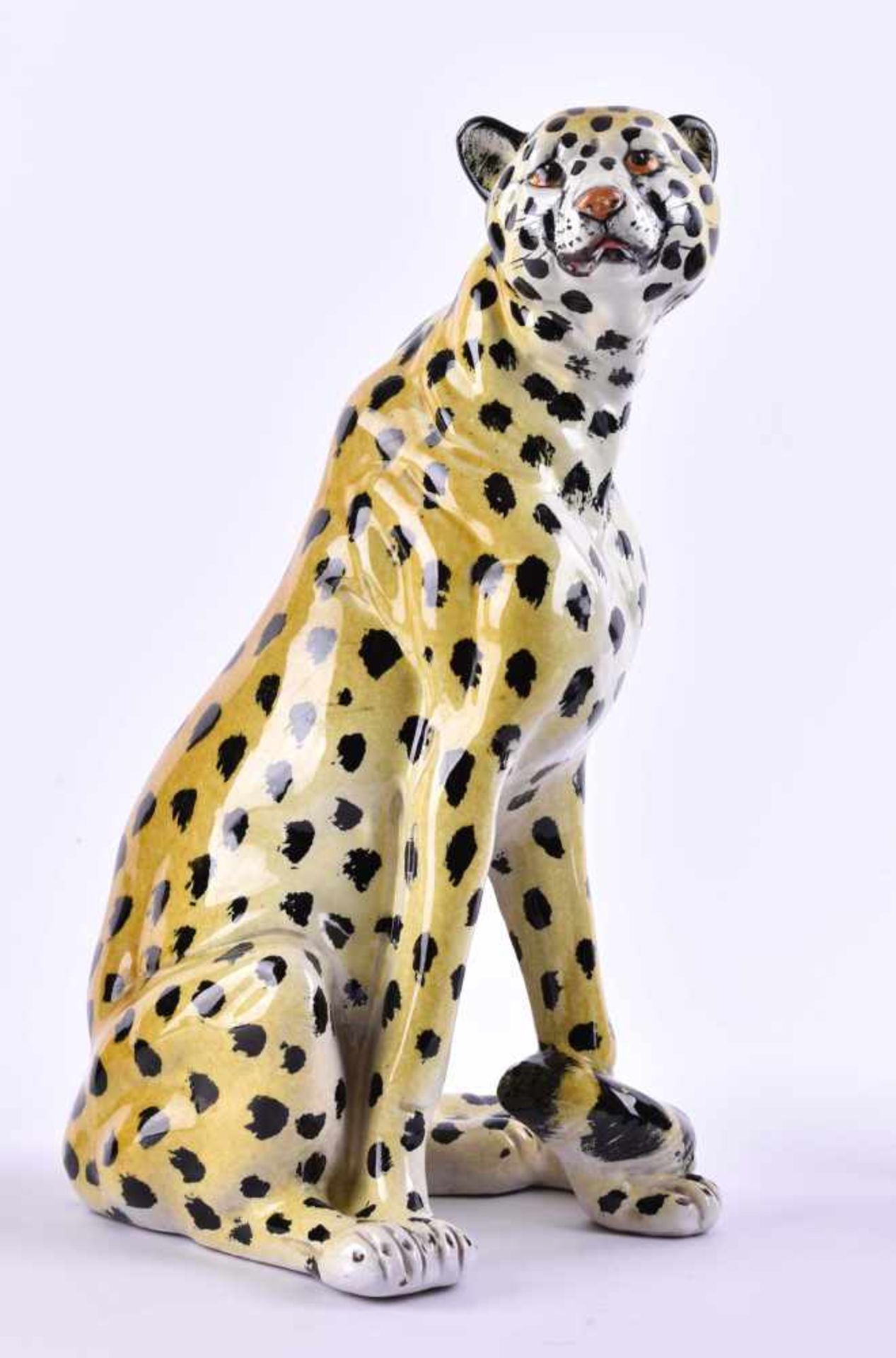 sitzender Gepard Italien um 1950/60Keramik, handmodeliert, farbig staffiert und glasiert,