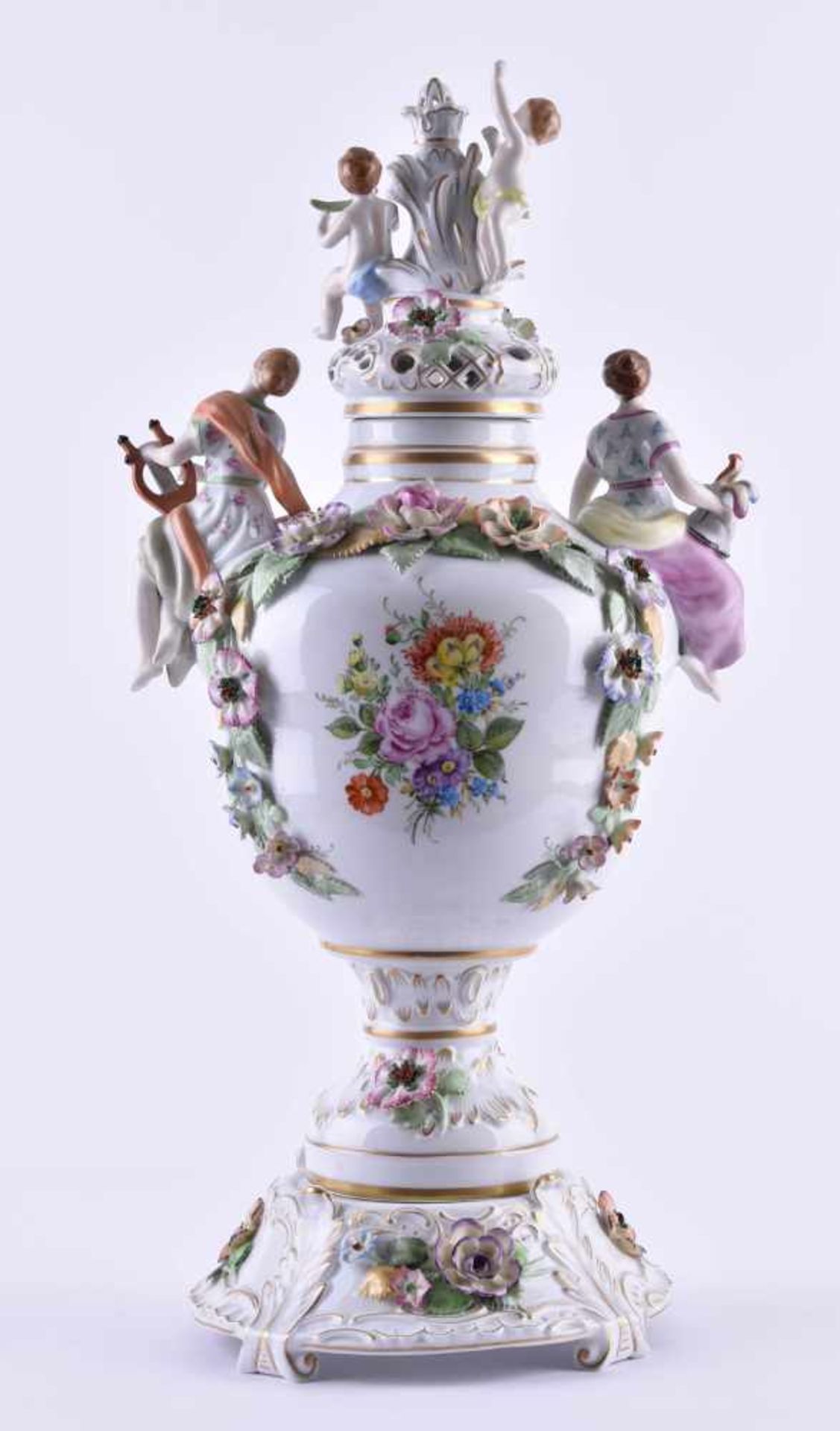 Potpourri Vase Schierholzfarbig staffiert, einige Blüten best., 1 Figur vom Deckel rückseitig mit - Bild 3 aus 6