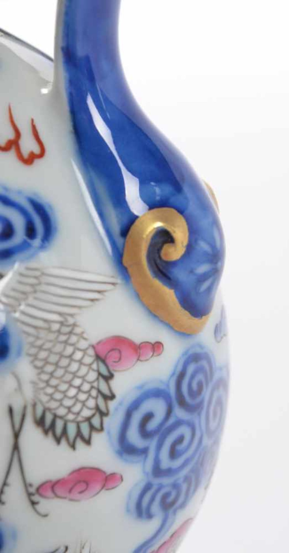 Doppelkürbis-Vase China 19. / 20.Jhd.sehr fein farbig und goldstaffiert mit Kranichdekor, unterm - Bild 3 aus 5