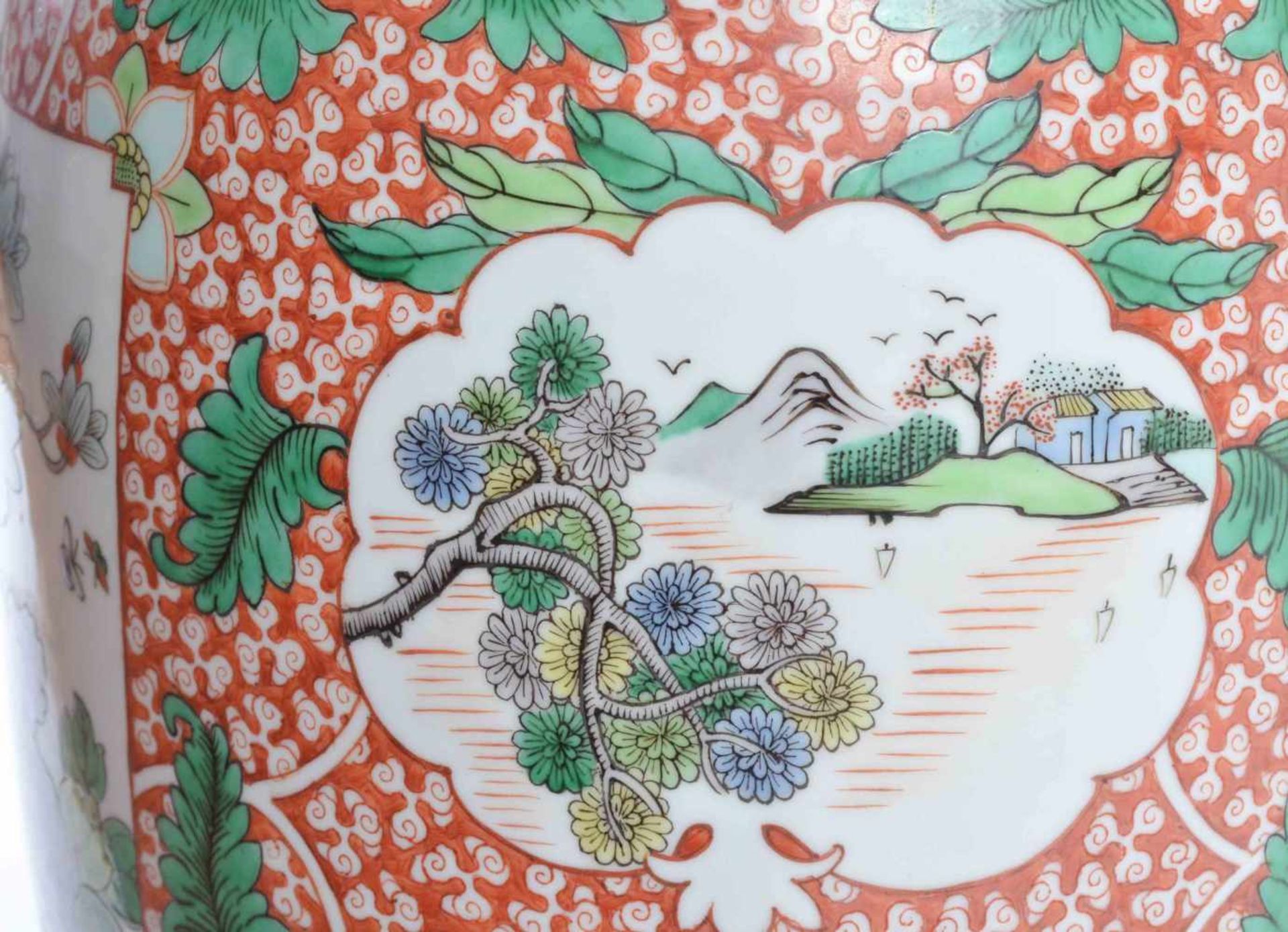 Bodenvase China um 1900umlaufend farbig staffiert mit floralem, Vogel- Landschaftsdekor, unterm - Bild 6 aus 7