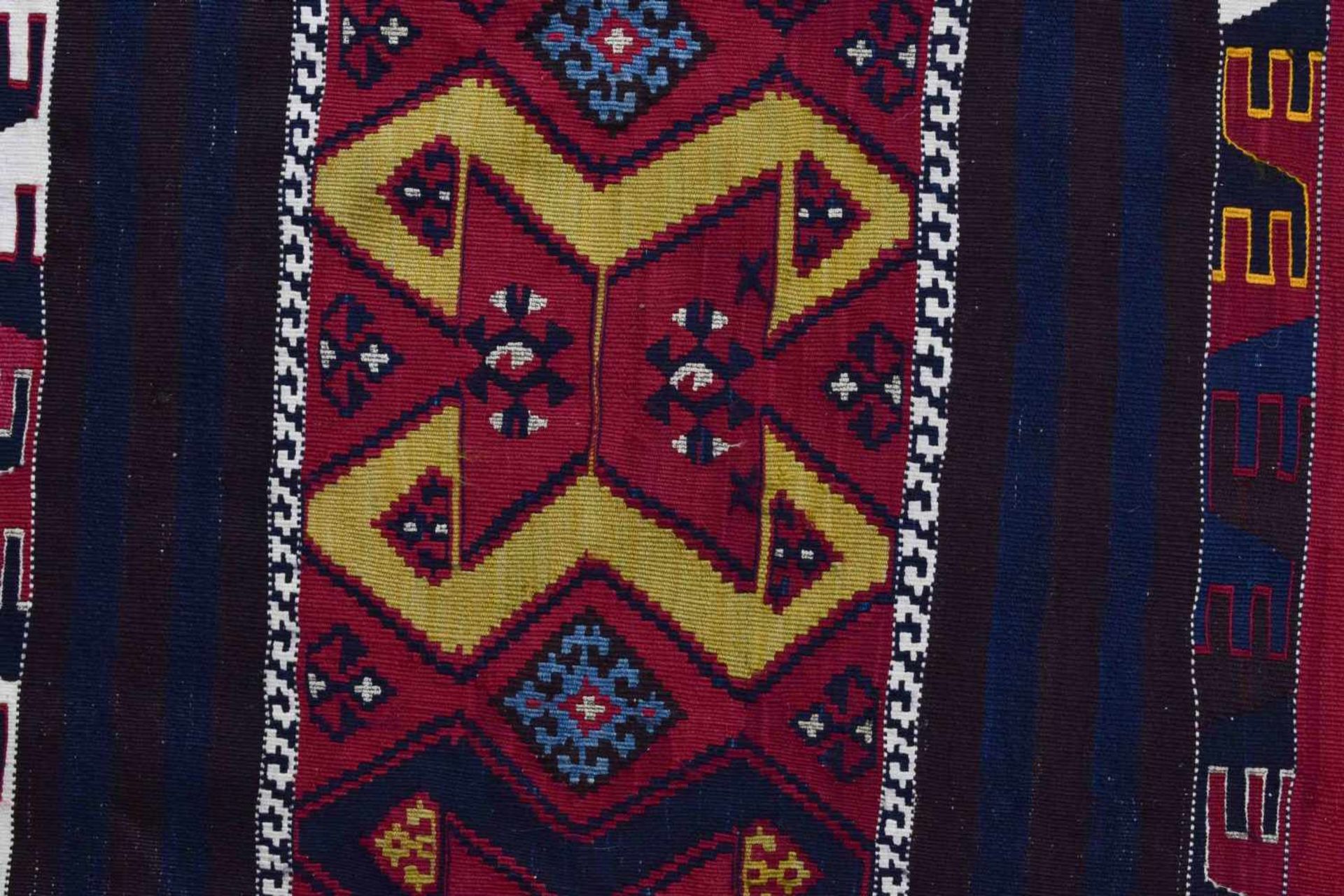 alter Kelim Teppichhandgenüpft, 375 cm x 170 cmold kilim carpethand knotted, 375 cm x 170 cm - Image 3 of 4