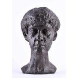 Rolf WINKLER (1930-2001)"Anja"Skulptur-Volumen, Bronze, H: 38 cm,verso monogrammiert und datiert 83,