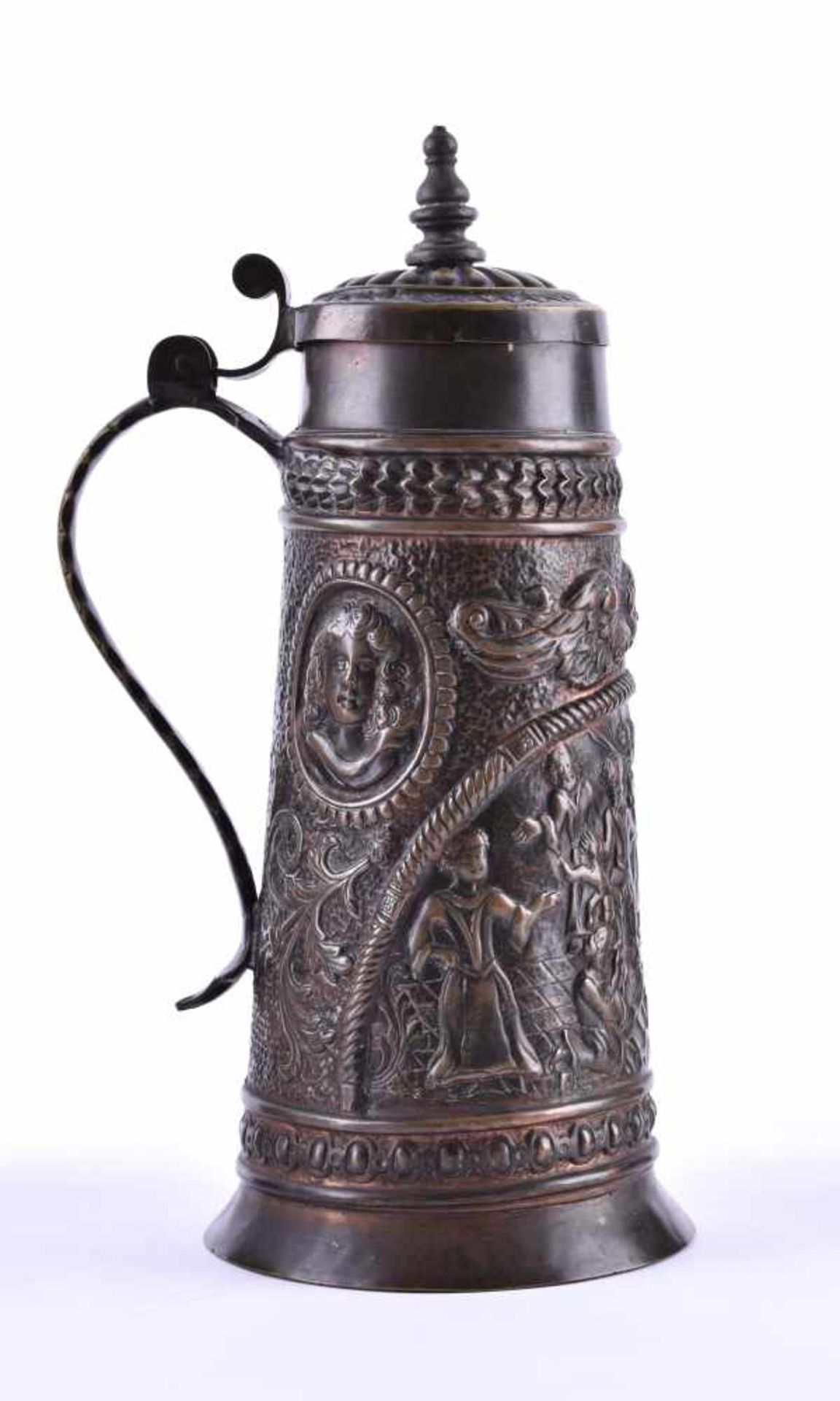 Barock-Henkelkrug um 1740Bronze, H: 29,5 cmBaroque handle jug around 1740bronze, height: 29.5 cm - Bild 3 aus 5