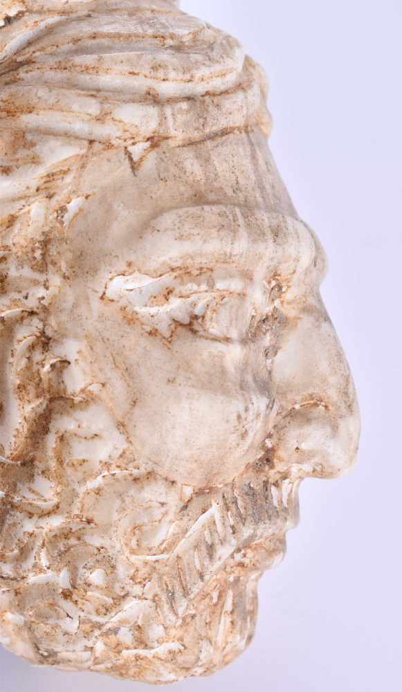 Assyrischer Krieger Kopf 800-700 v.Chr.Marmor, H: ca. 10 cmAssyrian warrior head 800-700 BC. - Image 7 of 7