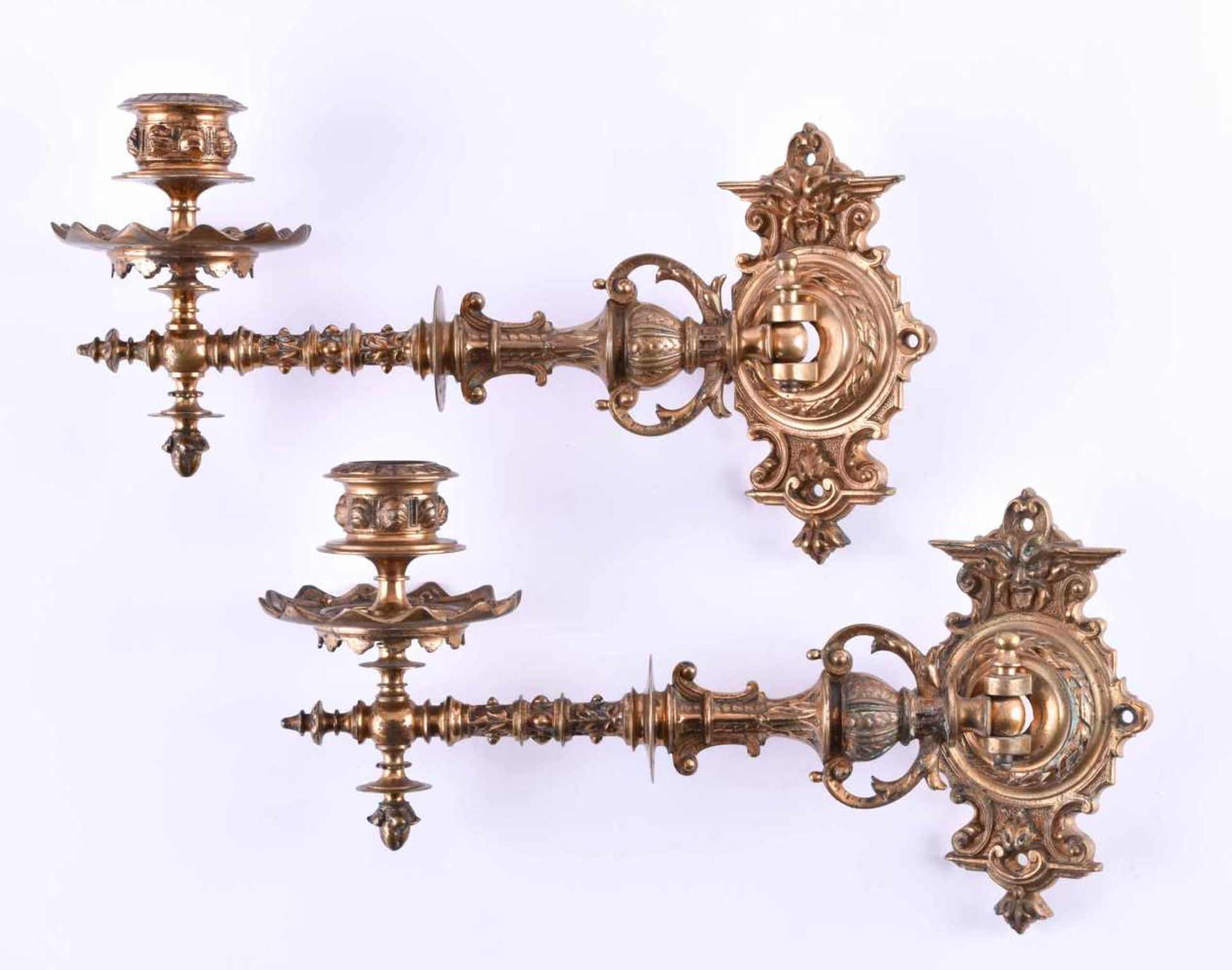 Paar KlavierleuchterMessing, L: 25 cmPair of chandeliersbrass, length: 25 cm