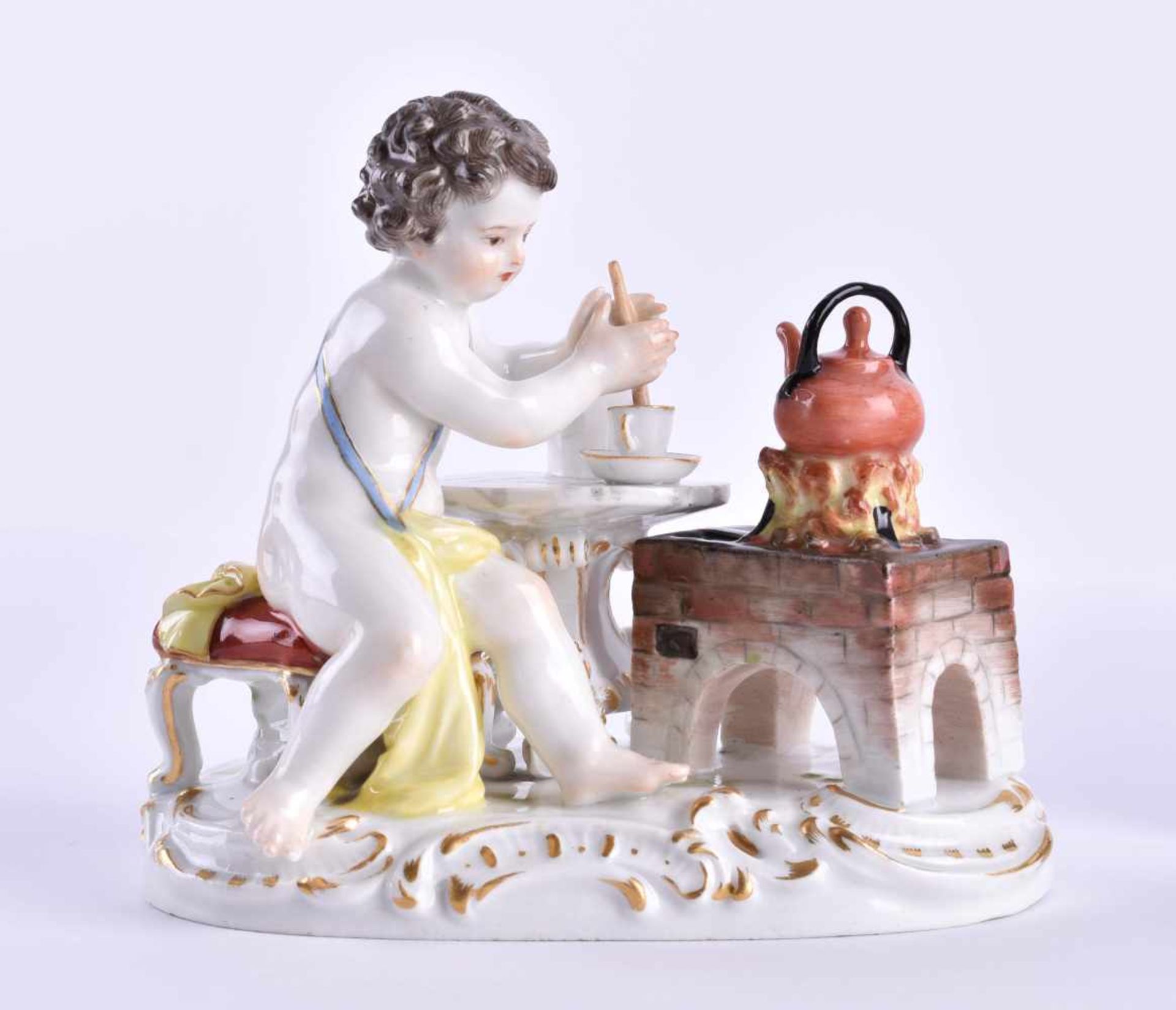 Meissen Figur, Allegorie des Feuerspolychrome Malerei, Goldstaffage, Entwurf Johann Joachim