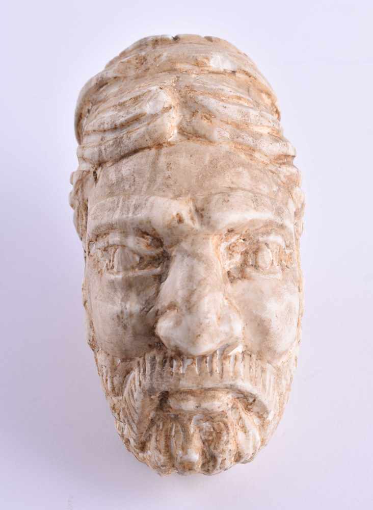 Assyrischer Krieger Kopf 800-700 v.Chr.Marmor, H: ca. 10 cmAssyrian warrior head 800-700 BC. - Image 3 of 7