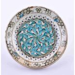 Iznik Keramikteller 17. Jhd.farbig staffiert, glasiert restauriert, Ø 30,2 cm,Provenienz: Alte