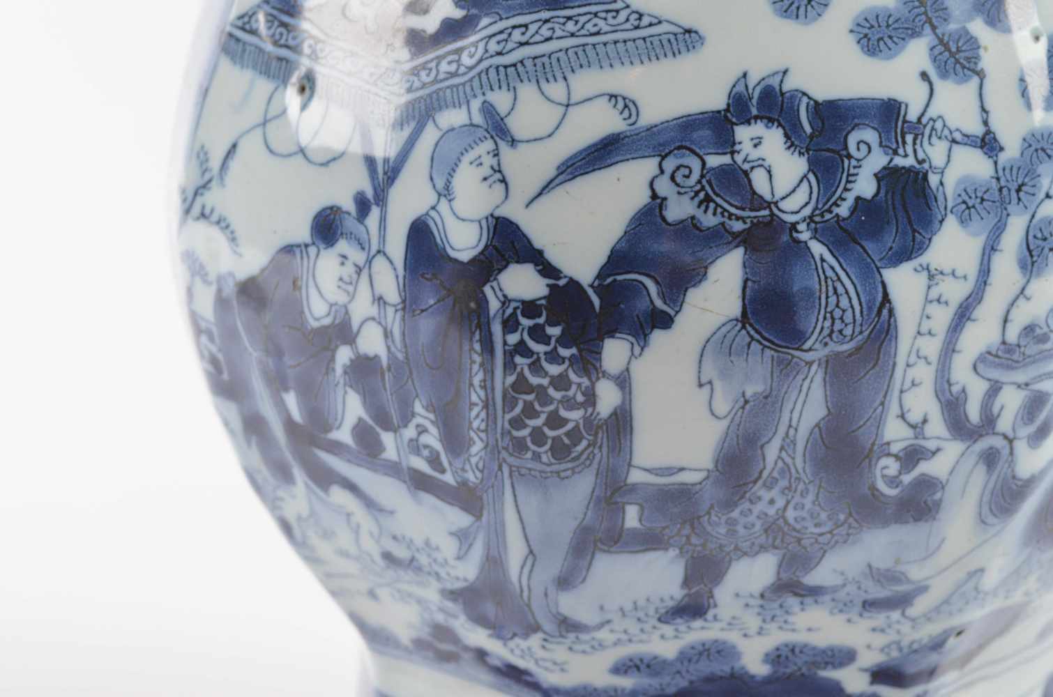 Lampe Delft 17. Jhd.blau und weiß Malerei mit chinesischem Dekor, ehemals Vase umgebaut zu einer - Image 4 of 4