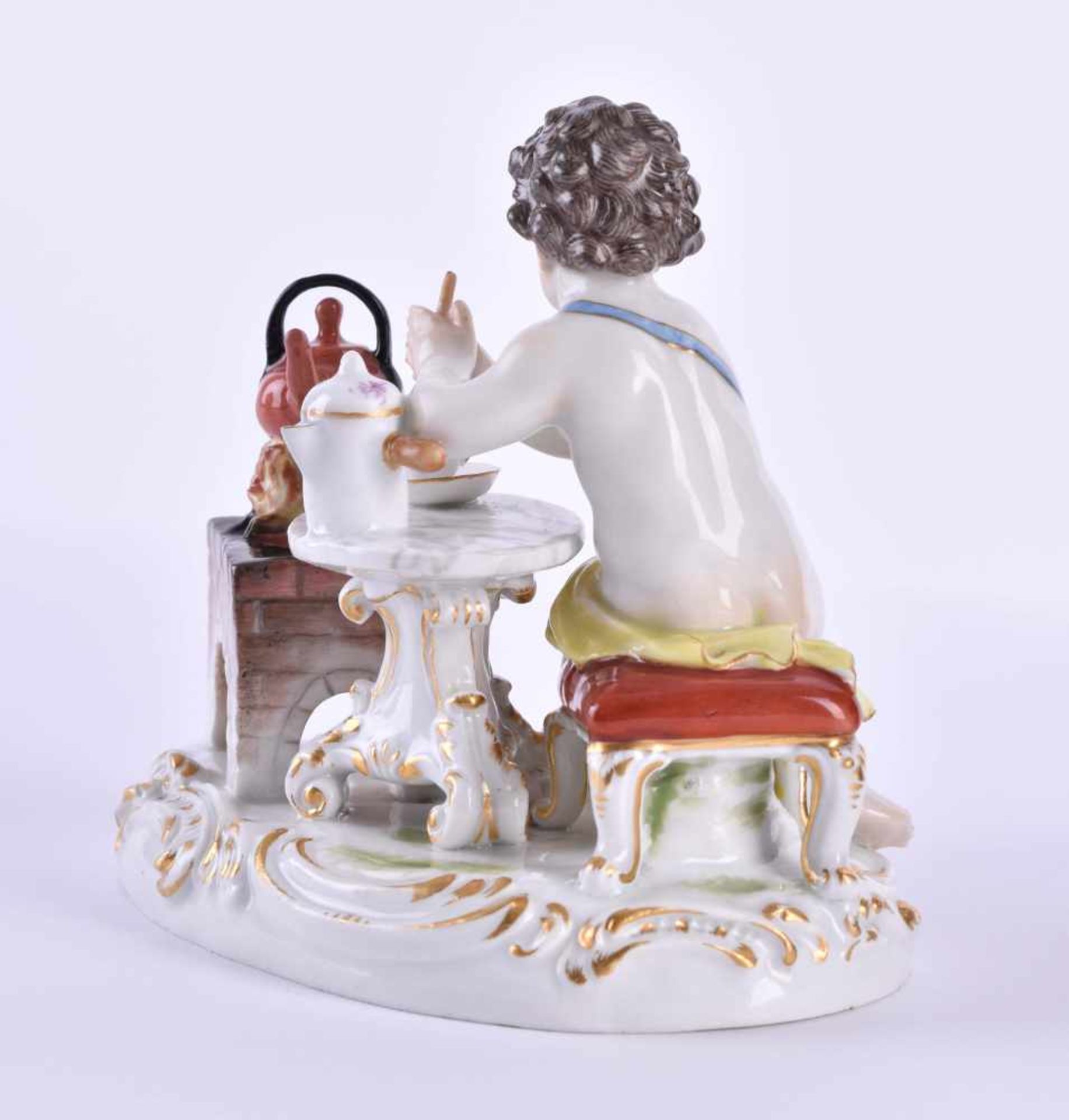 Meissen Figur, Allegorie des Feuerspolychrome Malerei, Goldstaffage, Entwurf Johann Joachim - Bild 2 aus 6