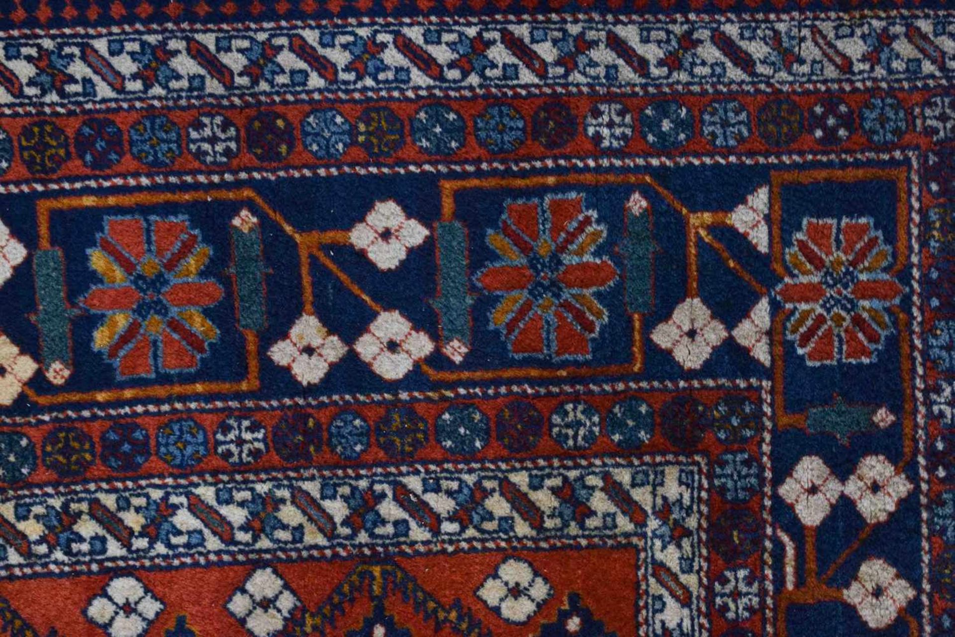 Old oriental carpet183 cm x 120 cmAlter Orientalischer Teppich183 cm x 120 cm- - -23.90 % buyer's - Bild 3 aus 4