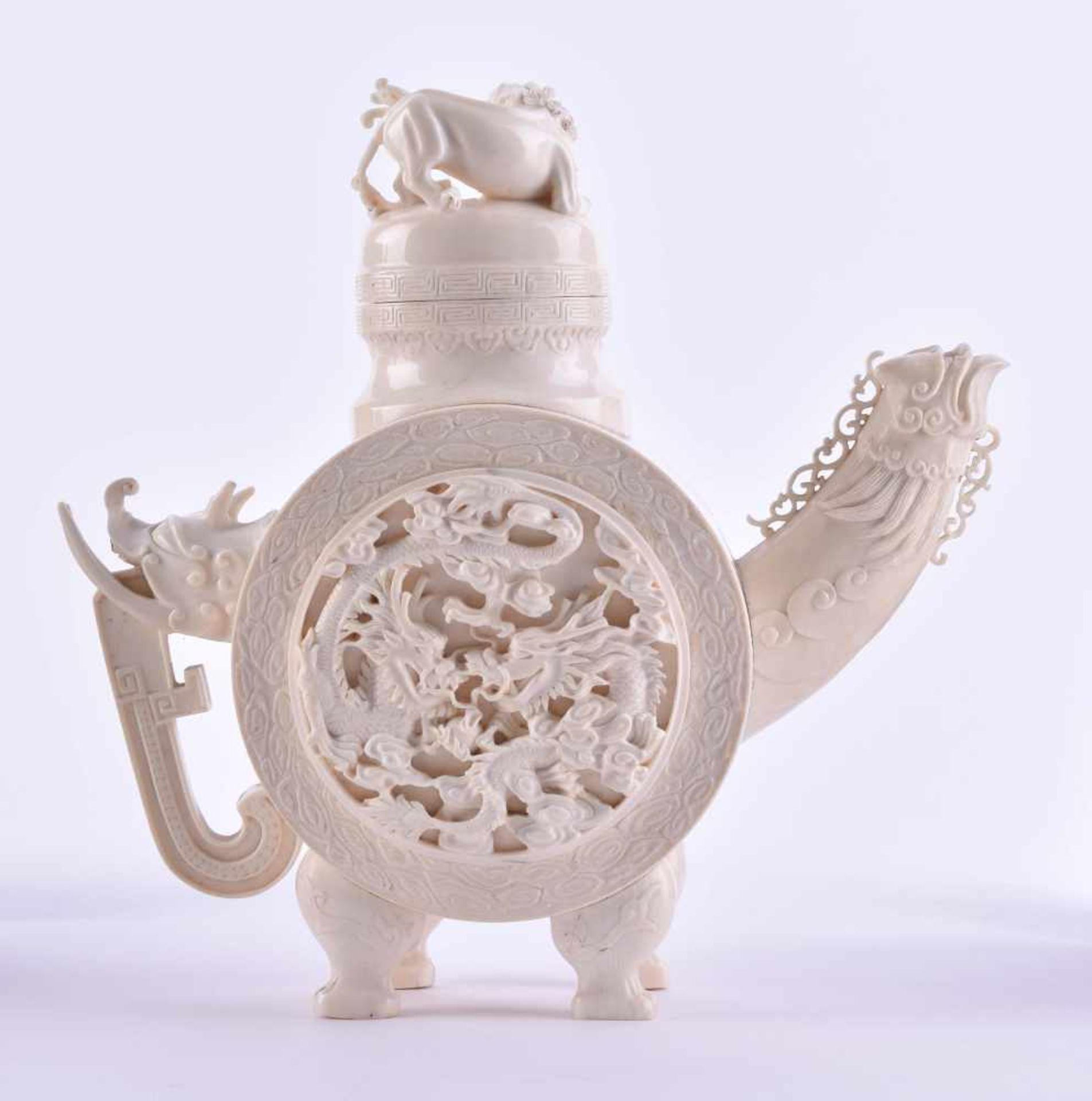 Teapot China late Qing periodivory, on the back and in the mirror very finely carved with dragon - Bild 2 aus 5
