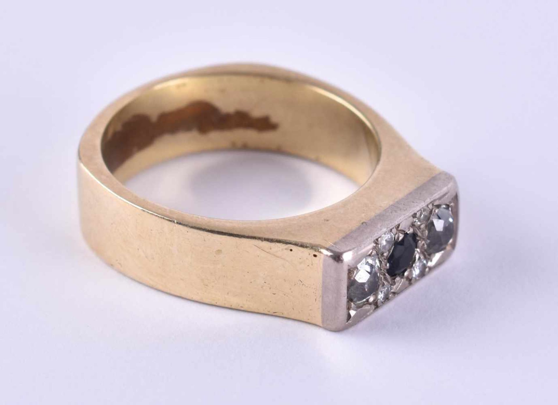 Diamond sapphire ringyellow gold 585/000, set with a small diamond and sapphire, ring size approx. - Bild 3 aus 4