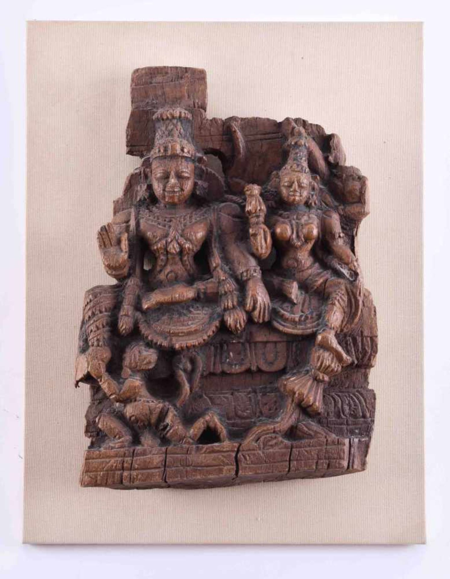 Wood relief India, 18th / 19th century or olderfine carving mounted on wood panel, 24 cm x 17 cm x