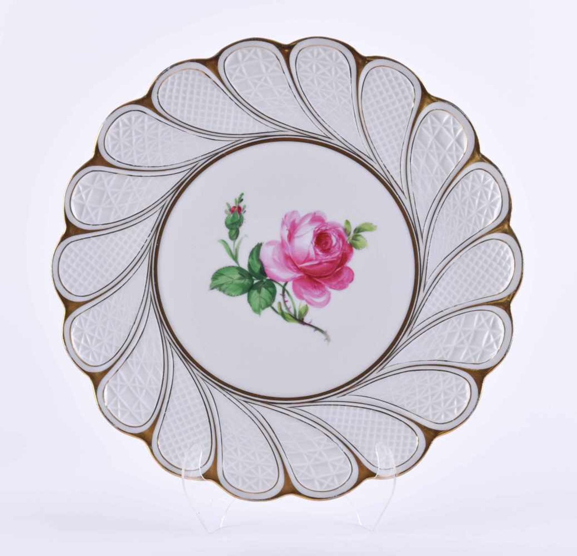 Cake plate MeissenDecor red rose, gold painted, blue sword mark, 1st choice, Ø 29 cmTortenplatte