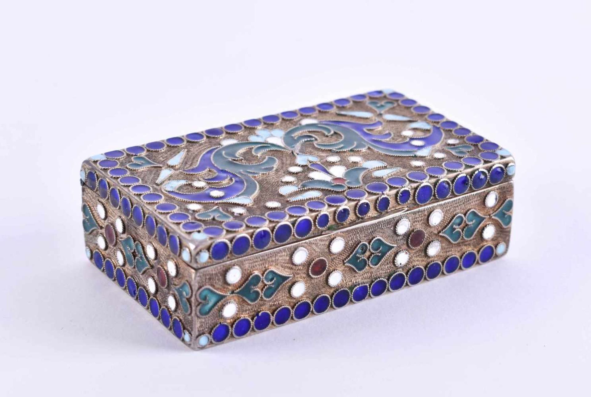 Cloisonne lid box Russiasilver 84 Zolotnik, gilded inside, cyrillic master hallmark, 2.2 cm x 7 cm x