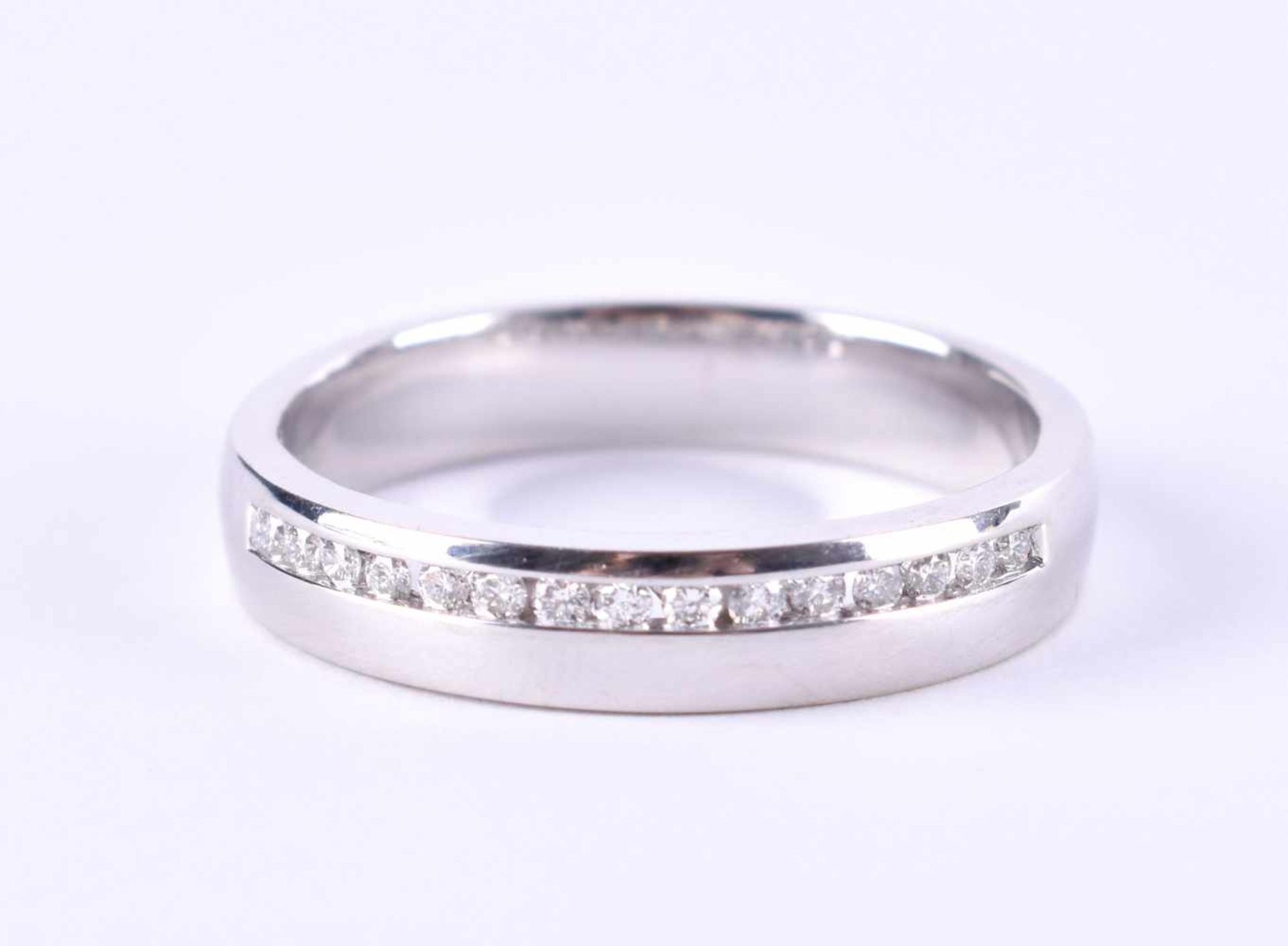 Diamond ringwhite gold 585/000, set with small diamonds, ring size approx. 64, total weight