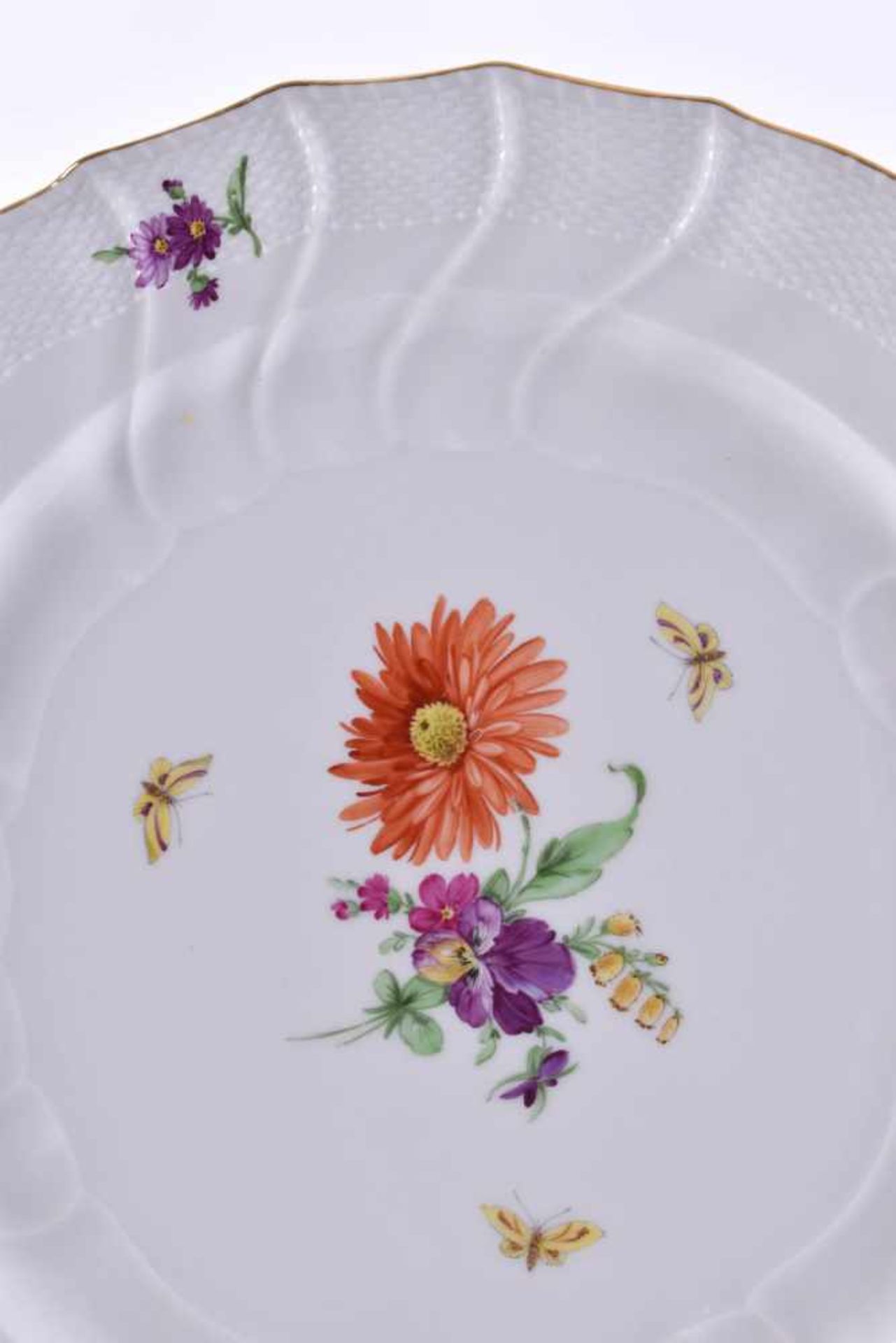 5 plates KPM Berlin 1962-1992colored and gold decorated with floral and butterfly decoration, blue - Bild 3 aus 5