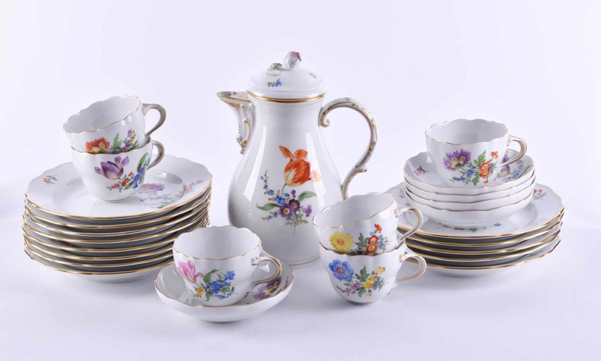 Coffee service for 5 persons Meissen25 pieces., colored and gold painted, 1st choice, 1 coffee