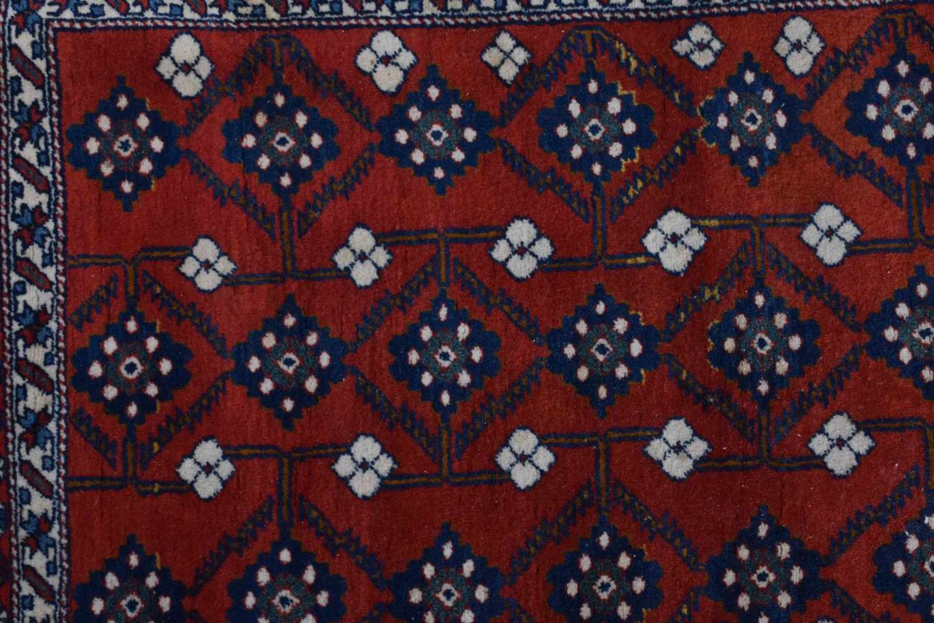 Old oriental carpet183 cm x 120 cmAlter Orientalischer Teppich183 cm x 120 cm- - -23.90 % buyer's - Bild 2 aus 4