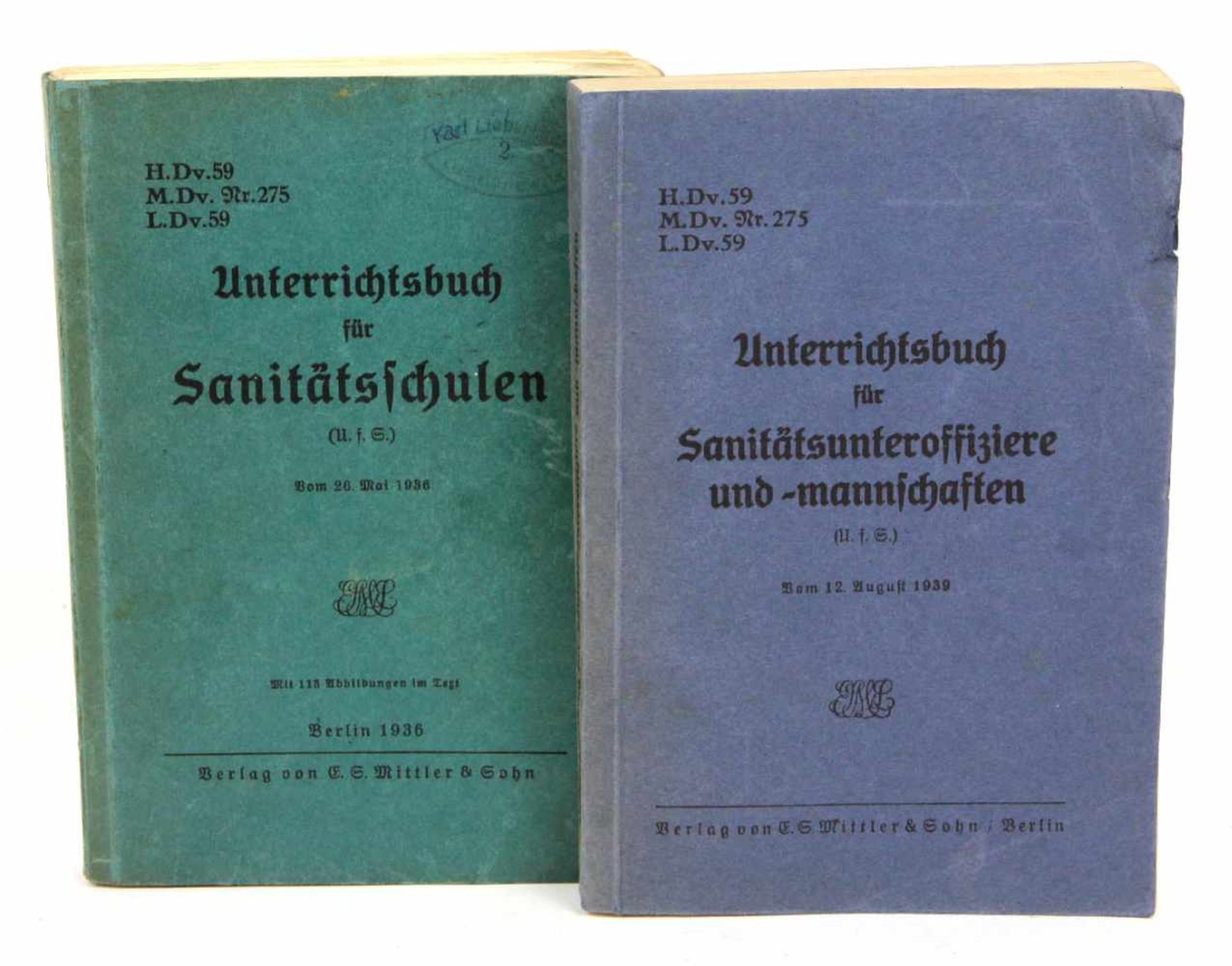 2 Sanitätsausbild.-BücherUnterrichtsbuch für Sanitätsunteroffiziere und -mannschaften, 431 S. m. 194