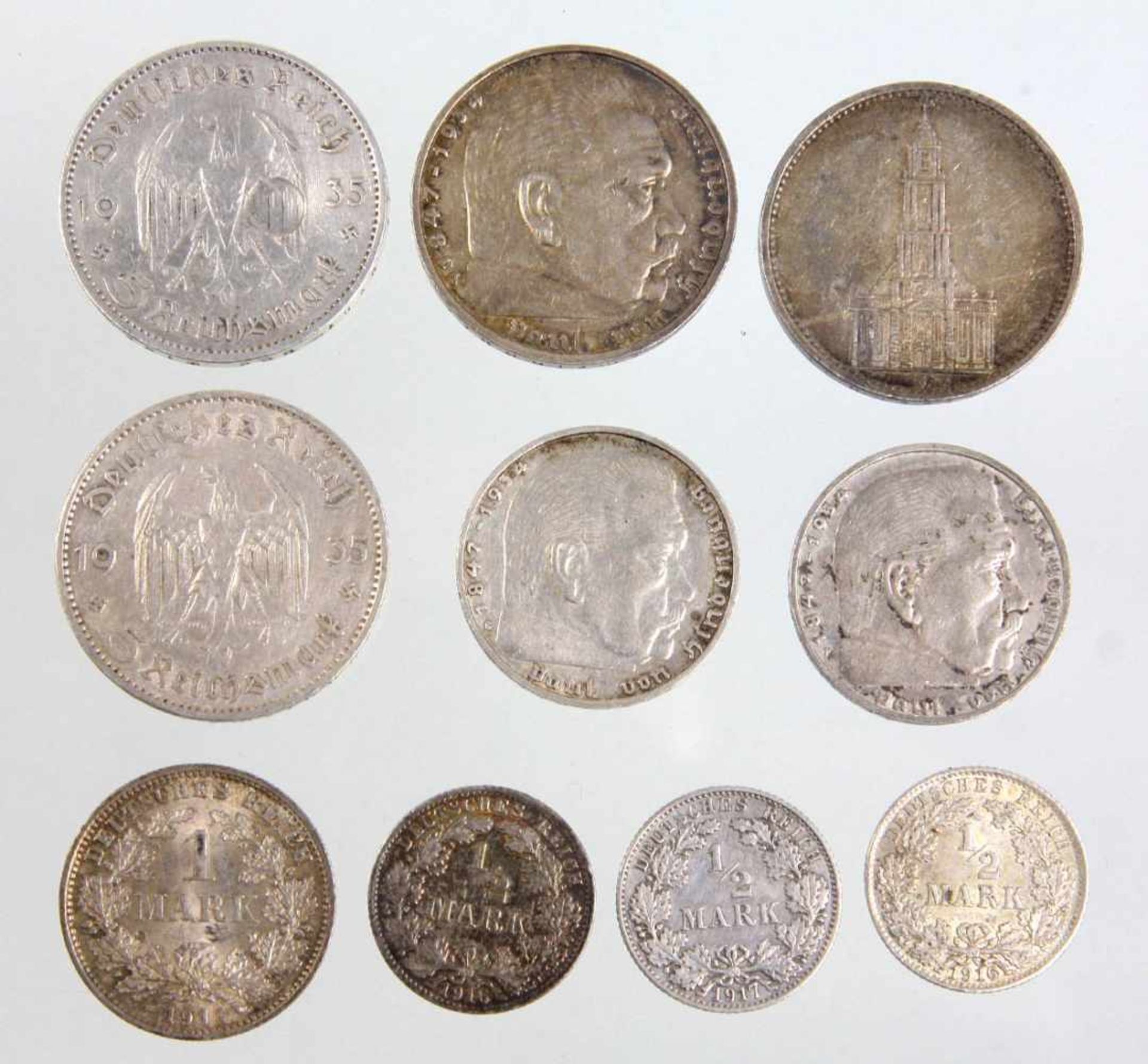 10 Kursmünzen 1911/39Silber dabei 3 x 1/2 Mark 1916 A, D u. 1917 E, 1 Mark 1911 E, 2 x Reichsmark