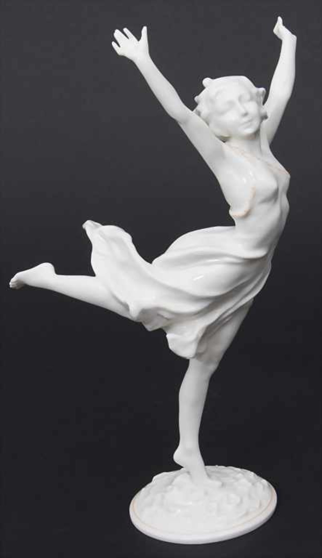 Tänzerin / A dancer, Hutschenreuther Kunstabteilung Selb, 1955-1969Material: Weißporzellan, - Bild 2 aus 5