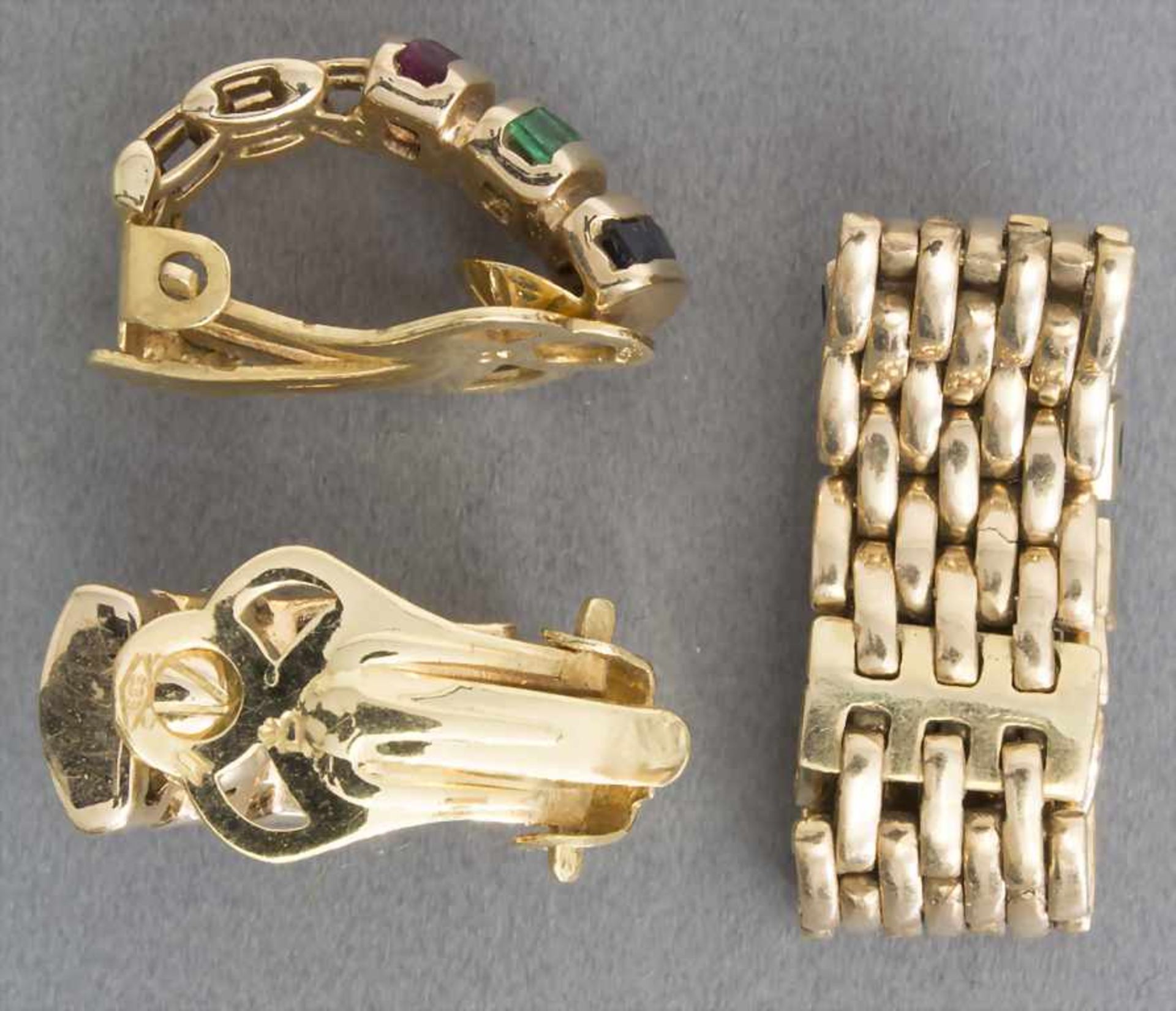 Schmuckset in Gold / A Jewellery Set in goldbestehend aus: Ring und Ohrclips,Material: Gelbgold Au - Image 2 of 3