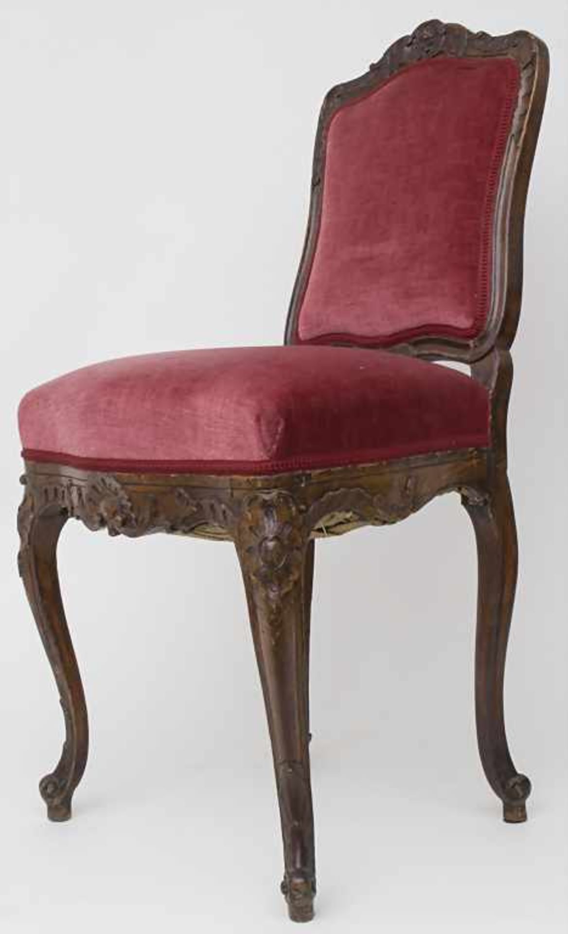 Rokoko--Stuhl mit Rocaillendekor / A Rococo chair with rocaillesMaterial: Holz, geschnitzt, dunkel - Image 2 of 5