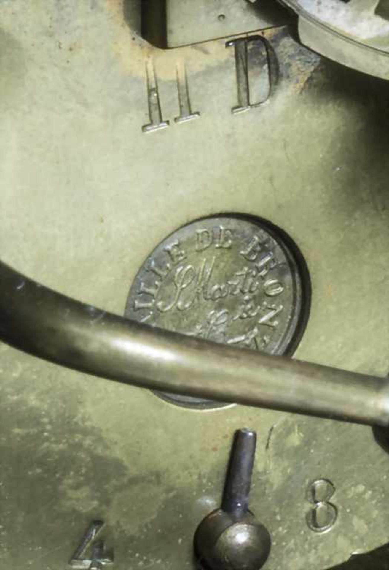 Pendule mit Putto, Napoleon III, Auboin & Fils., Paris, ca 1900Gehäuse: Metall vergoldet,Uhrwerk: - Image 7 of 7