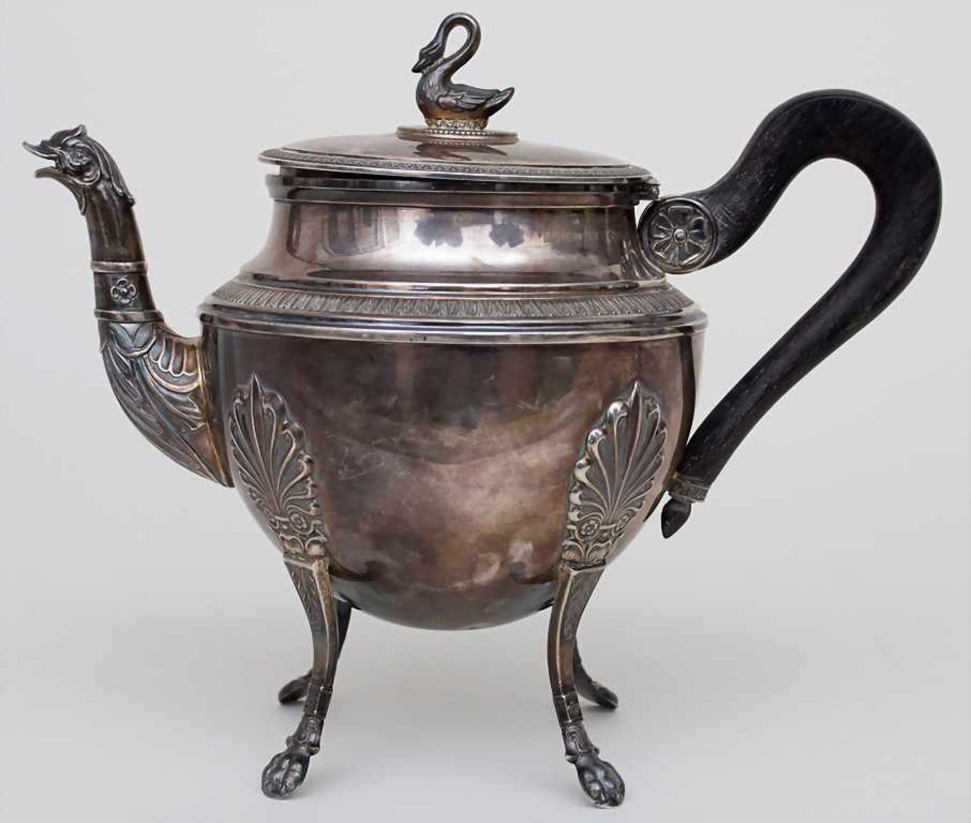 Teekanne / A silver tea pot, Paris, um 1900Material: Silber 950, Punzierung: Minerva Kopf, - Image 2 of 9