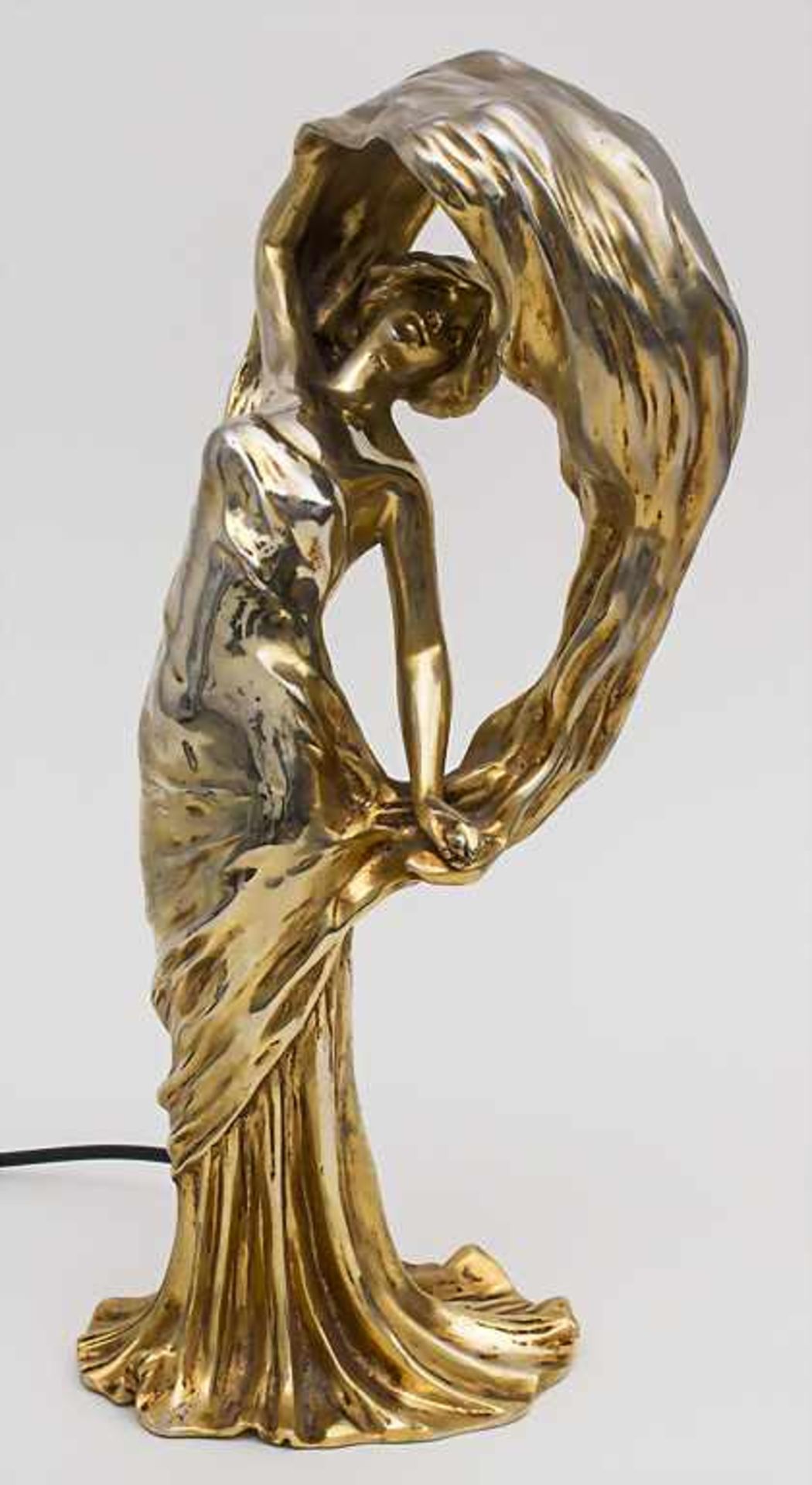 Figürliche Lampe Tänzerin Loie Fuller / Figural Lamp, 2. Hälfte 20. Jh.Material: Bronze, vergoldet, - Image 2 of 6