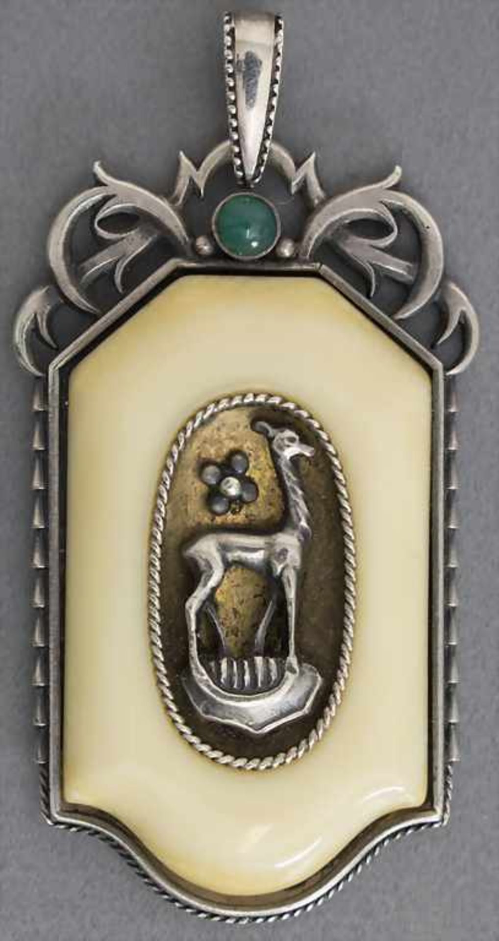 Art Deco Anhänger / An art deco pendant, um 1930Material: Silber, Elfenbein,Punzierung: Meistermarke