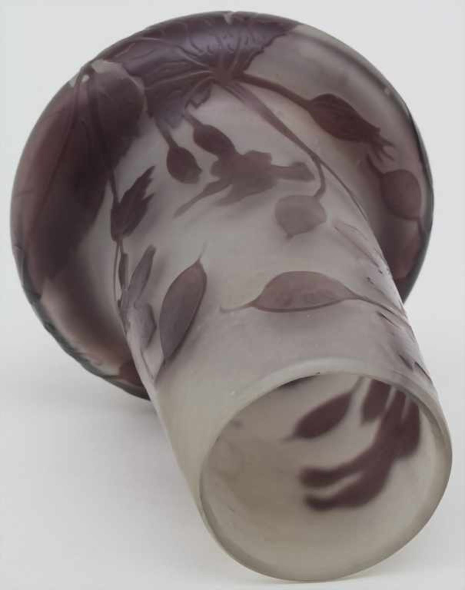 Jugendstil Vase mit Silberblatt (Lunaria) / An Art Nouveau cameo glass vase with honesty flowers, - Bild 5 aus 6