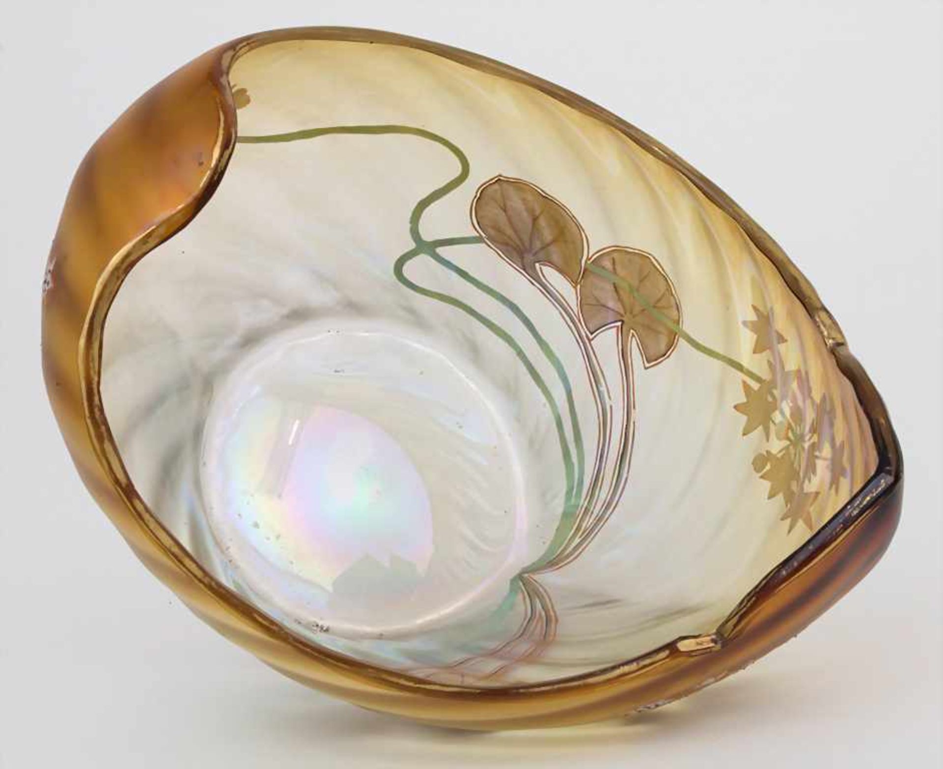 Jugendstil Glaszierschale / An Art Nouveau glass bowl, um 1905Material: farbloses Glas, rot-braun - Bild 6 aus 6