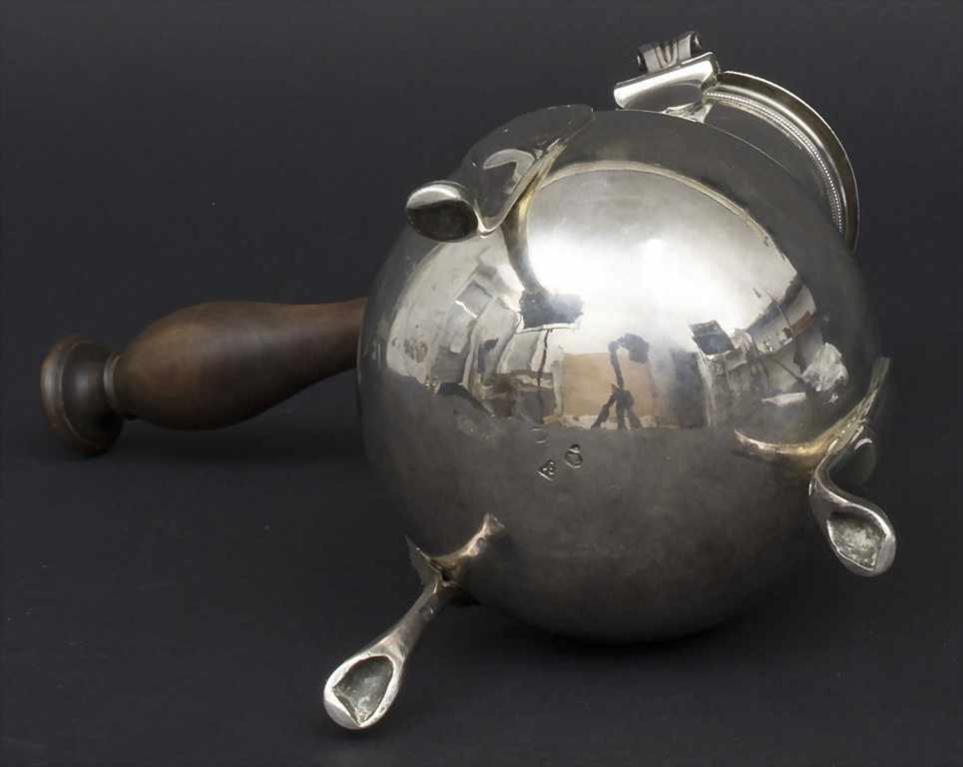 Louis XVI Kaffeekanne / A silver coffee pot, Charles-Alexandre Bouillerot, Paris, um 1798Material: - Bild 4 aus 9