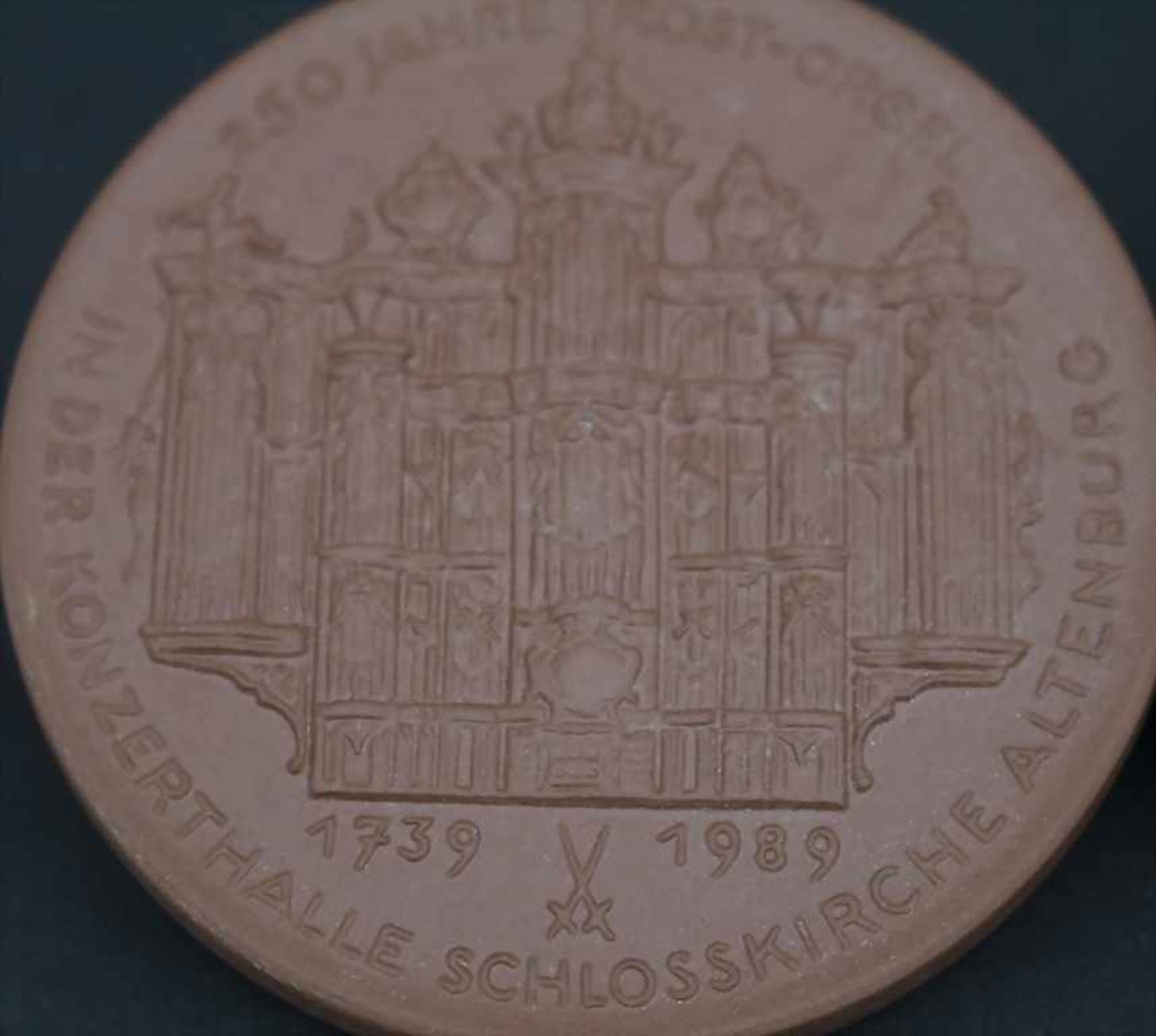 Satz 13 Medaillen 'Trostorgel Schlosskirche Altenburg' / A set of 13 medals 'Trostorgel - Image 5 of 5