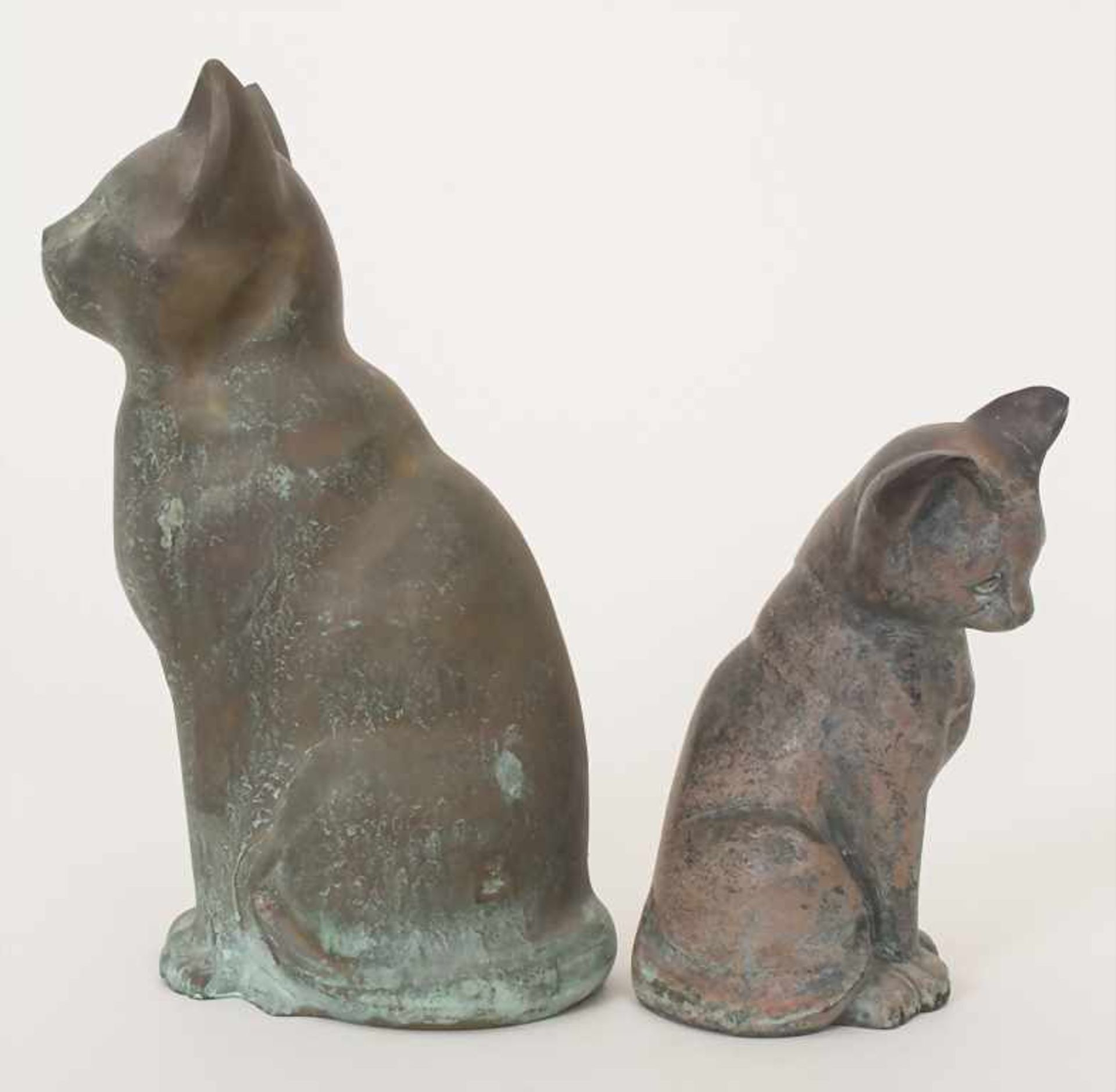 Bronzefiguren 'zwei Katzen' / Bronze figures 'two cats', 20. Jh.Technik: Bronze, patiniert,Höhe: - Bild 6 aus 9